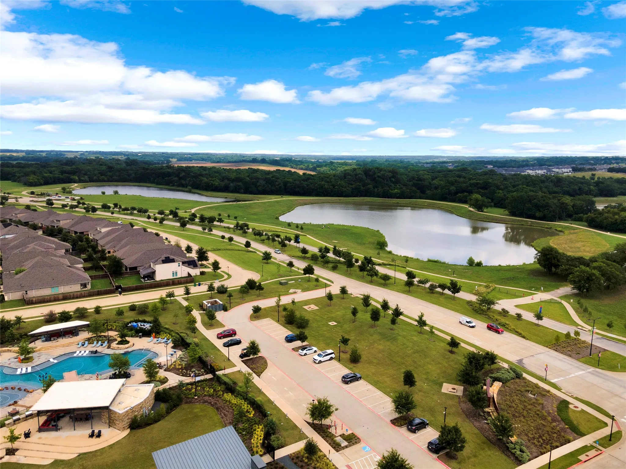 Single Family Residence For Sale in Collin County , 921 Hubbard Creek Trail, Mc Kinney, Texas 75071, 3 Bedroom, 3 Bathroom, 2 Garage spaces, 2,359 Sqft, built in 2019, mls#21308914, Real Estate Agent in Mc Kinney, Homes For Sale in Collin county, Homes For Sale in Mc Kinney, Realtor in Mc Kinney Texas, Real Estate Brokerage Independent Realty Texas, Luminita Cordes Realtor