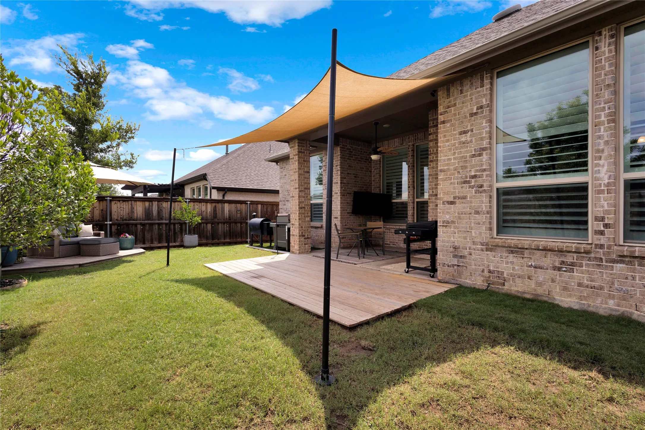 Single Family Residence For Sale in Collin County , 921 Hubbard Creek Trail, Mc Kinney, Texas 75071, 3 Bedroom, 3 Bathroom, 2 Garage spaces, 2,359 Sqft, built in 2019, mls#21308914, Real Estate Agent in Mc Kinney, Homes For Sale in Collin county, Homes For Sale in Mc Kinney, Realtor in Mc Kinney Texas, Real Estate Brokerage Independent Realty Texas, Luminita Cordes Realtor