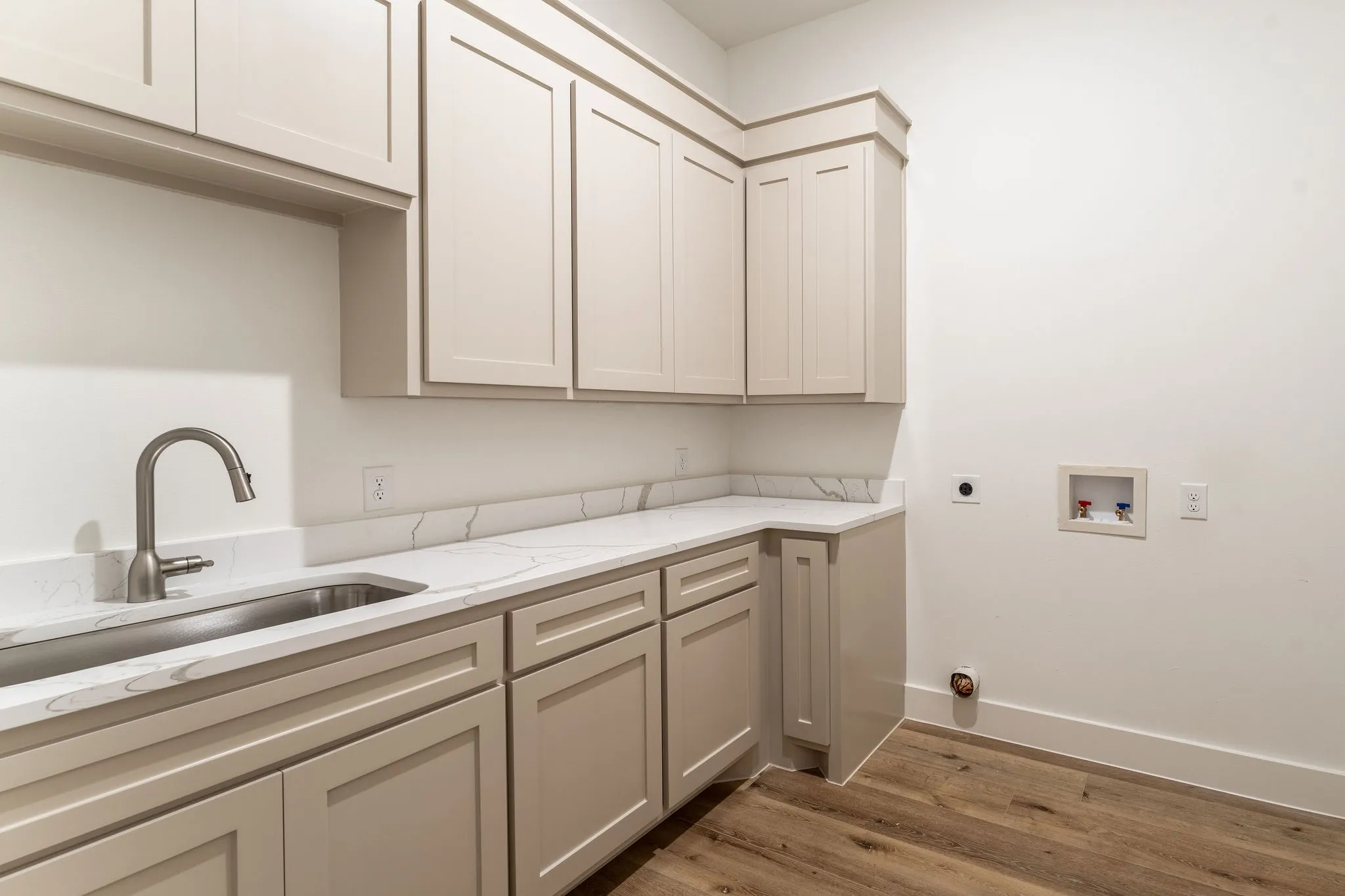 Single Family Residence For Sale in Parker County , 1074 Preserve Street, Weatherford, Texas 76085, 5 Bedroom, 5 Bathroom, 2 Garage spaces, 3,146 Sqft, built in 2026, Price $874,900, mls#21309231, Real Estate Agent in Weatherford, Homes For Sale in Parker county, Homes For Sale in Weatherford, Realtor in Weatherford Texas, Real Estate Brokerage Independent Realty Texas, Luminita Cordes Realtor