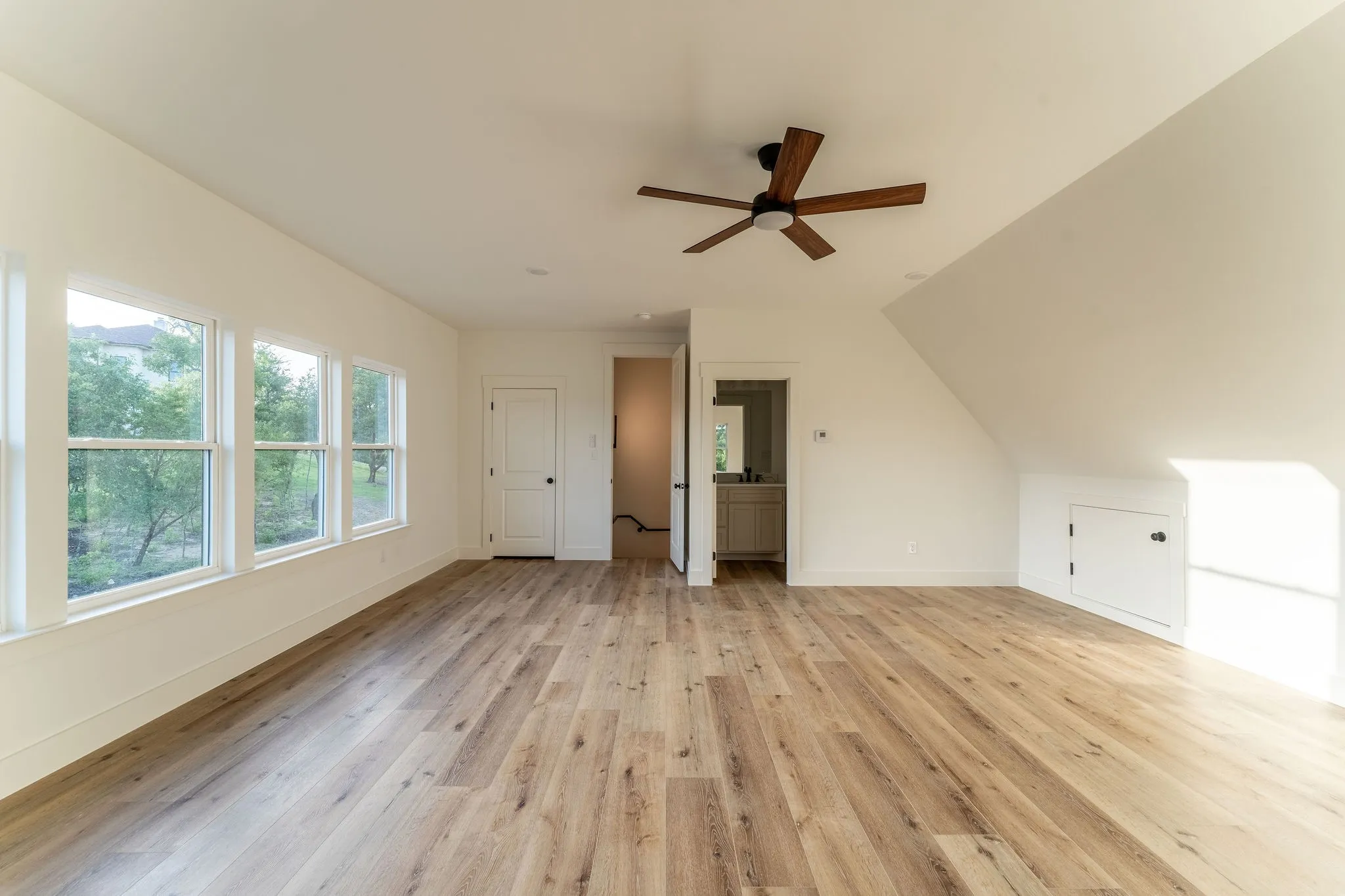 Single Family Residence For Sale in Parker County , 1074 Preserve Street, Weatherford, Texas 76085, 5 Bedroom, 5 Bathroom, 2 Garage spaces, 3,146 Sqft, built in 2026, Price $874,900, mls#21309231, Real Estate Agent in Weatherford, Homes For Sale in Parker county, Homes For Sale in Weatherford, Realtor in Weatherford Texas, Real Estate Brokerage Independent Realty Texas, Luminita Cordes Realtor