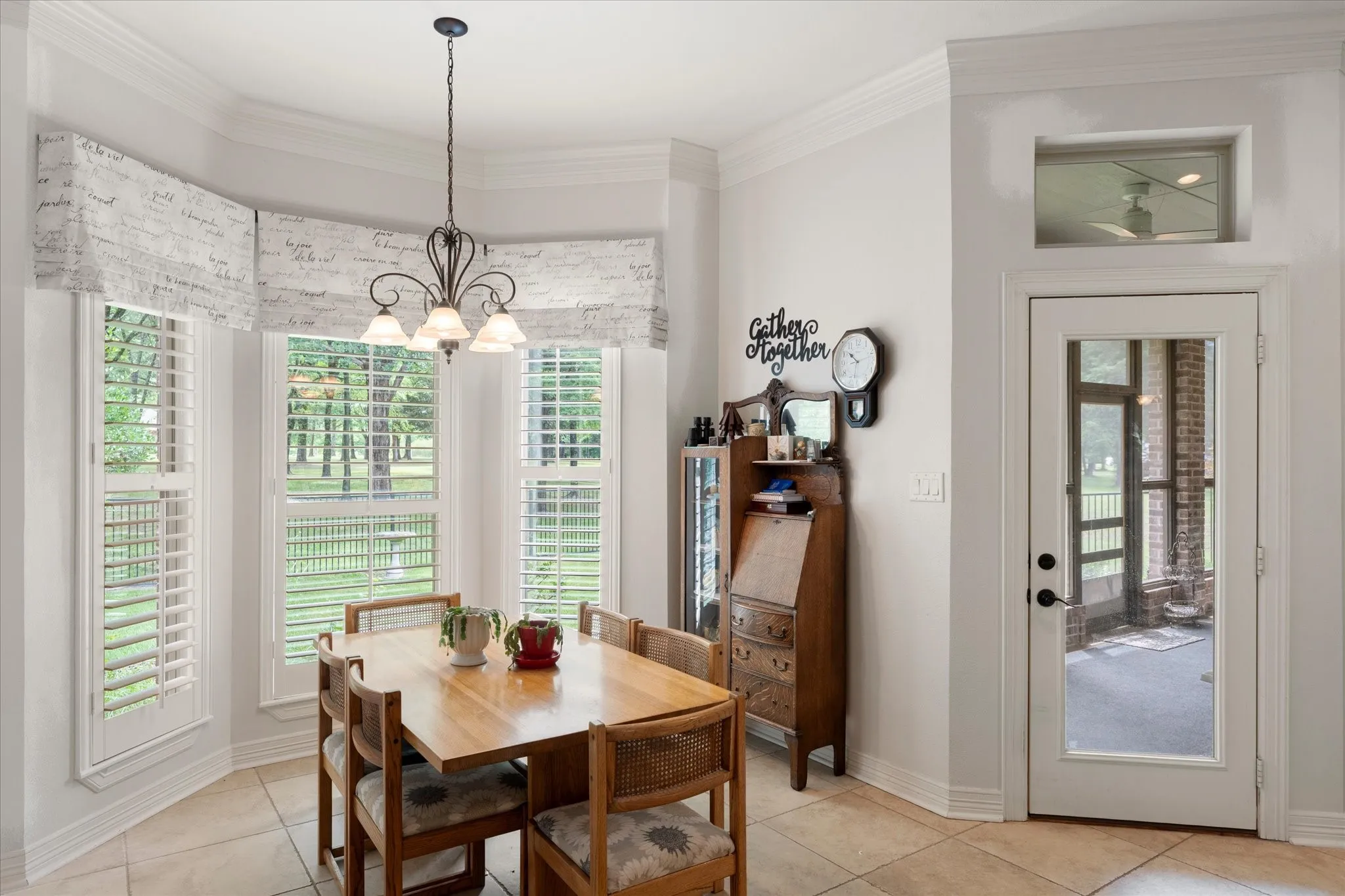 Single Family Residence For Sale in Wood County , 141 Private Road 5944, Yantis, Texas 75497, 3 Bedroom, 3 Bathroom, 3 Garage spaces, 2,426 Sqft, built in 2005, mls#21309848, Real Estate Agent in Yantis, Homes For Sale in Wood county, Homes For Sale in Yantis, Realtor in Yantis Texas, Real Estate Brokerage Independent Realty Texas, Luminita Cordes Realtor