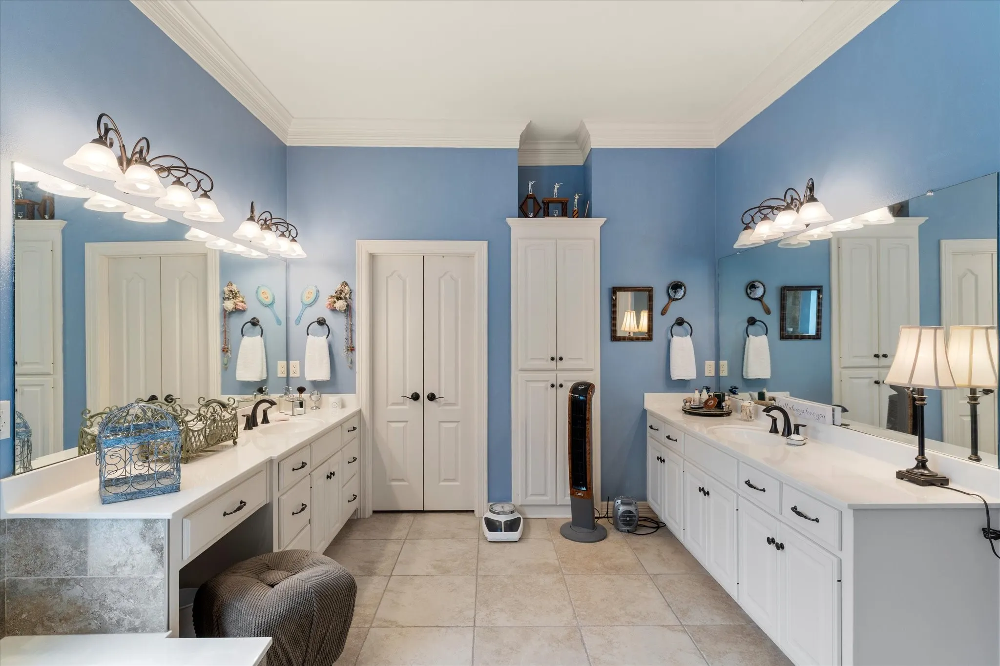Single Family Residence For Sale in Wood County , 141 Private Road 5944, Yantis, Texas 75497, 3 Bedroom, 3 Bathroom, 3 Garage spaces, 2,426 Sqft, built in 2005, mls#21309848, Real Estate Agent in Yantis, Homes For Sale in Wood county, Homes For Sale in Yantis, Realtor in Yantis Texas, Real Estate Brokerage Independent Realty Texas, Luminita Cordes Realtor