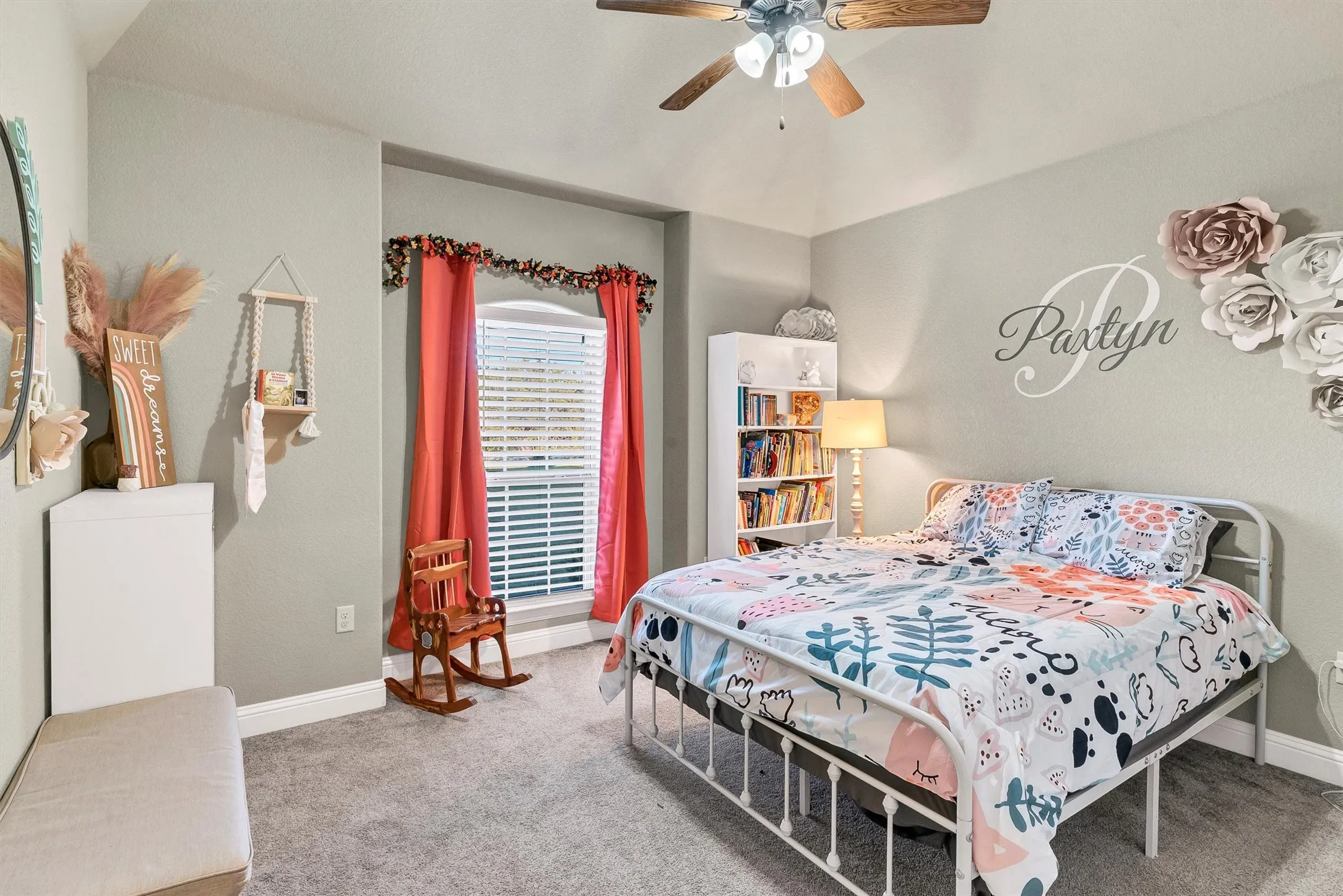 Single Family Residence For Sale in Hood County , 701 Milton Court, Granbury, Texas 76048, 5 Bedroom, 3 Bathroom, 3 Garage spaces, 2,982 Sqft, built in 2019, mls#21309623, Real Estate Agent in Granbury, Homes For Sale in Hood county, Homes For Sale in Granbury, Realtor in Granbury Texas, Real Estate Brokerage Independent Realty Texas, Luminita Cordes Realtor