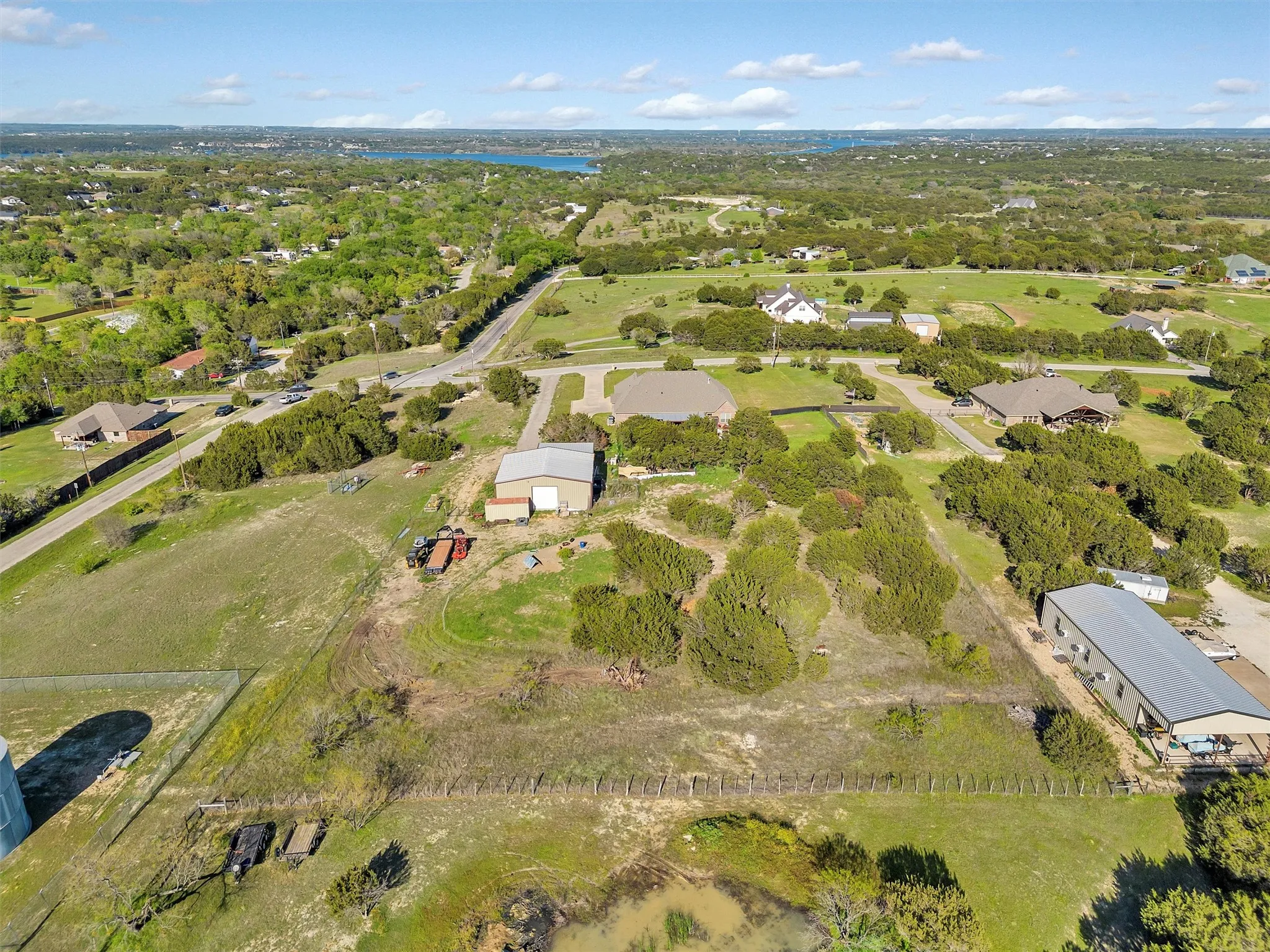 Single Family Residence For Sale in Hood County , 701 Milton Court, Granbury, Texas 76048, 5 Bedroom, 3 Bathroom, 3 Garage spaces, 2,982 Sqft, built in 2019, mls#21309623, Real Estate Agent in Granbury, Homes For Sale in Hood county, Homes For Sale in Granbury, Realtor in Granbury Texas, Real Estate Brokerage Independent Realty Texas, Luminita Cordes Realtor