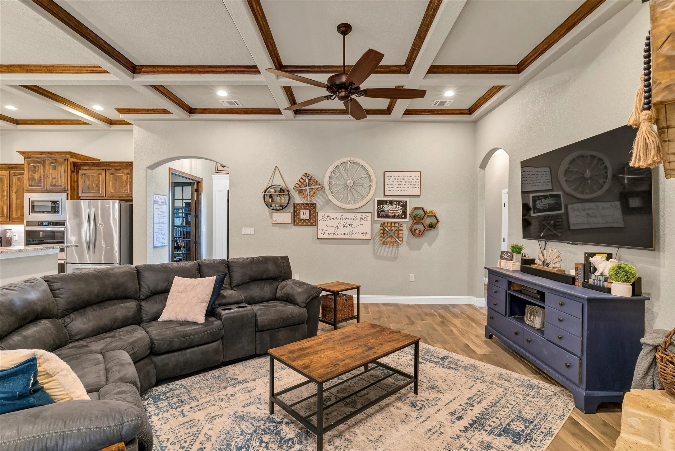 Single Family Residence For Sale in Hood County , 701 Milton Court, Granbury, Texas 76048, 5 Bedroom, 3 Bathroom, 3 Garage spaces, 2,982 Sqft, built in 2019, mls#21309623, Real Estate Agent in Granbury, Homes For Sale in Hood county, Homes For Sale in Granbury, Realtor in Granbury Texas, Real Estate Brokerage Independent Realty Texas, Luminita Cordes Realtor