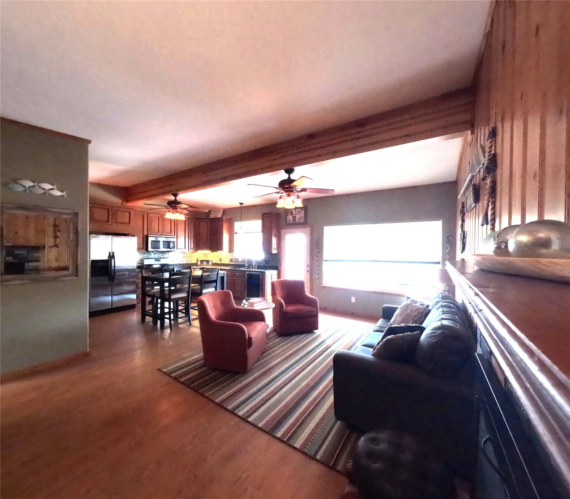 Single Family Residence For Sale in Parker County , 130 Marina View Court, Weatherford, Texas 76087, 2 Bedroom, 1 Bathroom, Garage spaces, 805 Sqft, built in 2008, Price $384,900, mls#21309336, Real Estate Agent in Weatherford, Homes For Sale in Parker county, Homes For Sale in Weatherford, Realtor in Weatherford Texas, Real Estate Brokerage Independent Realty Texas, Luminita Cordes Realtor