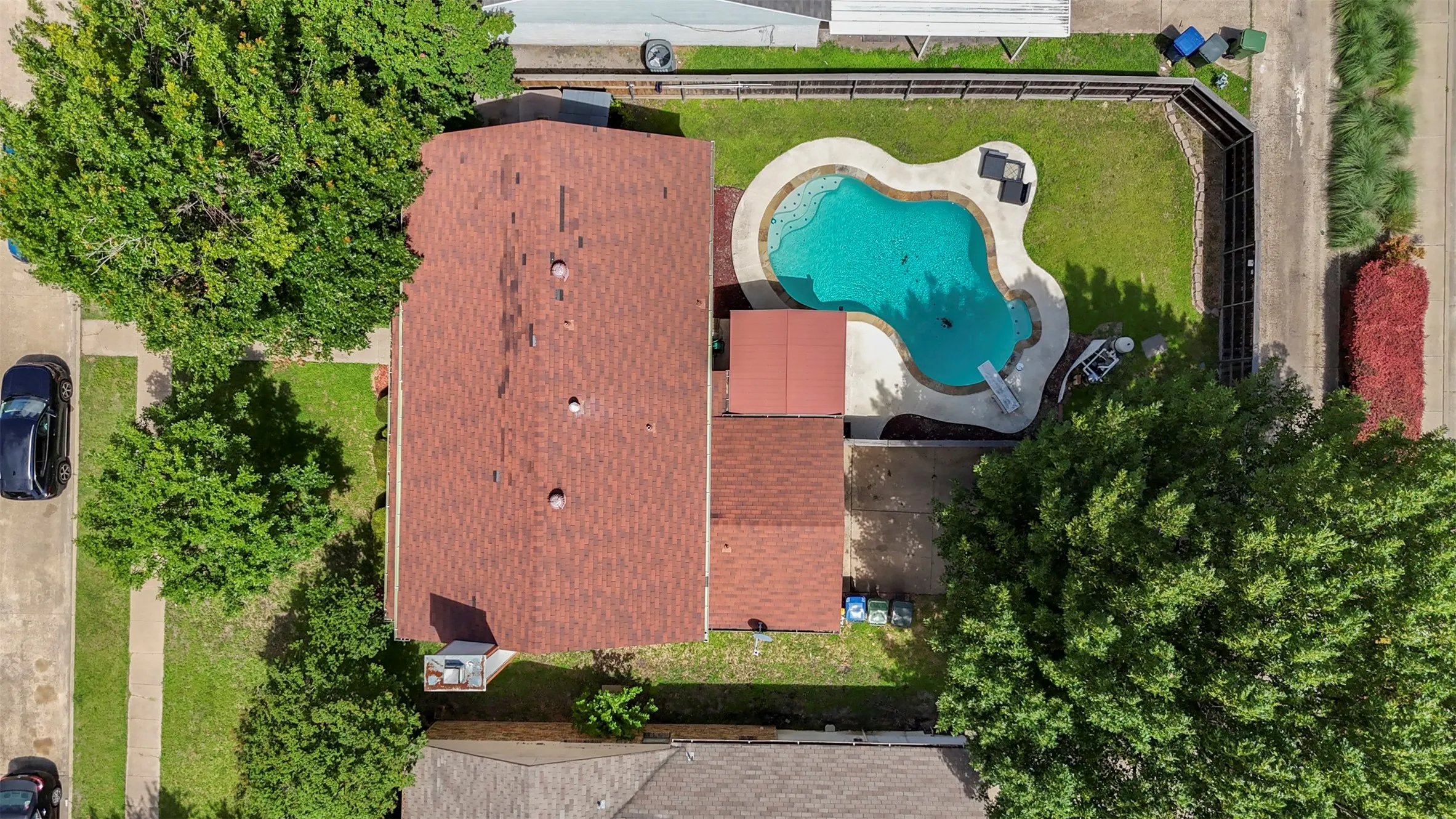 Single Family Residence For Sale in Dallas County , 2910 Geneva Drive, Garland, Texas 75040, 4 Bedroom, 3 Bathroom, 2 Garage spaces, 2,364 Sqft, built in 1984, mls#21302917, Real Estate Agent in Garland, Homes For Sale in Dallas county, Homes For Sale in Garland, Realtor in Garland Texas, Real Estate Brokerage Independent Realty Texas, Luminita Cordes Realtor