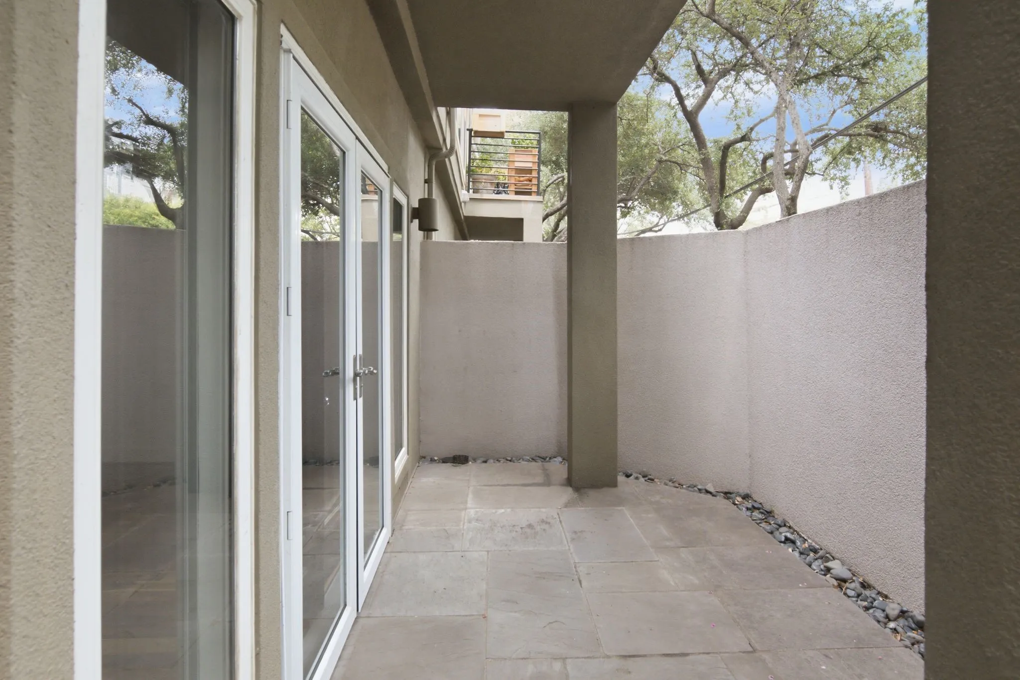 Single Family Residence For Sale in Dallas County , 3549 Wheeler Street, Dallas, Texas 75209, 2 Bedroom, 2 Bathroom, 2 Garage spaces, 1,944 Sqft, built in 2000, mls#21291650, Real Estate Agent in Dallas, Homes For Sale in Dallas county, Homes For Sale in Dallas, Realtor in Dallas Texas, Real Estate Brokerage Independent Realty Texas, Luminita Cordes Realtor