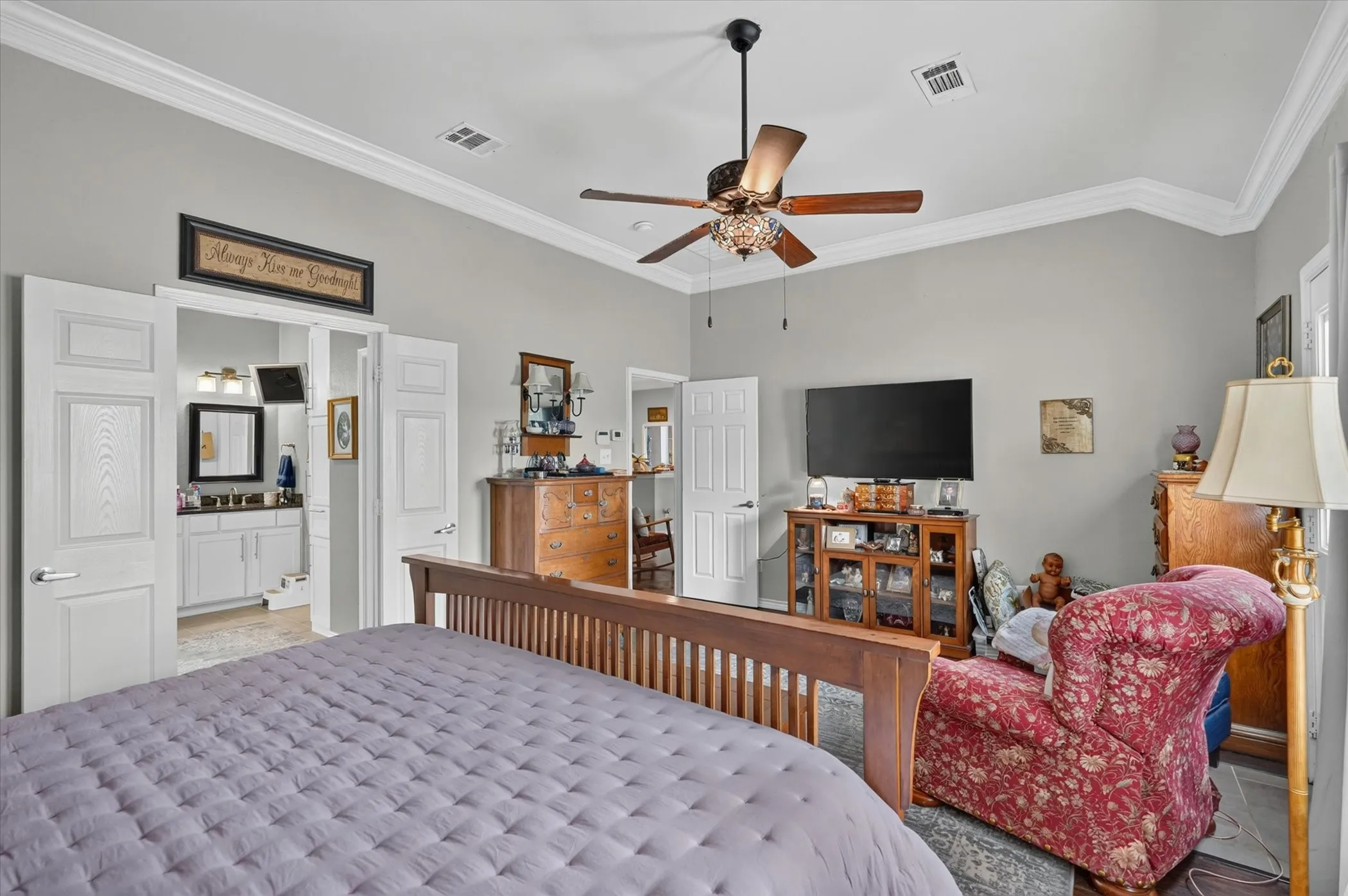 Single Family Residence For Sale in Denton County , 1008 Bell Manor Drive, Savannah, Texas 76227, 3 Bedroom, 2 Bathroom, 2 Garage spaces, 1,887 Sqft, built in 2005, mls#21308816, Real Estate Agent in Savannah, Homes For Sale in Denton county, Homes For Sale in Savannah, Realtor in Savannah Texas, Real Estate Brokerage Independent Realty Texas, Luminita Cordes Realtor