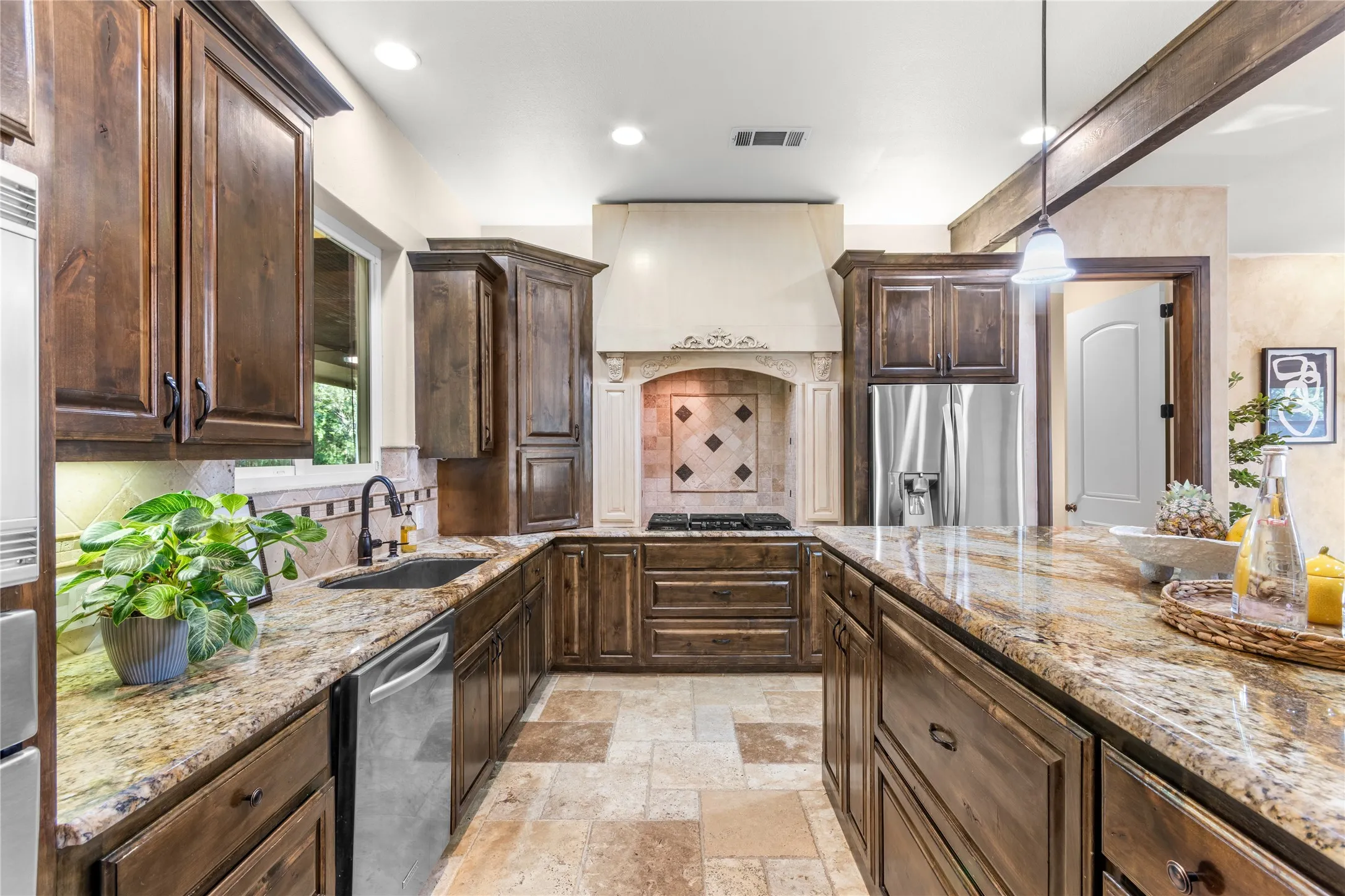 Single Family Residence For Sale in Denton County , 4921 Dogwood Street, Flower Mound, Texas 75028, 3 Bedroom, 3 Bathroom, 2 Garage spaces, 3,004 Sqft, built in 2009, Price $689,900, mls#21291040, Real Estate Agent in Flower Mound, Homes For Sale in Denton county, Homes For Sale in Flower Mound, Realtor in Flower Mound Texas, Real Estate Brokerage Independent Realty Texas, Luminita Cordes Realtor