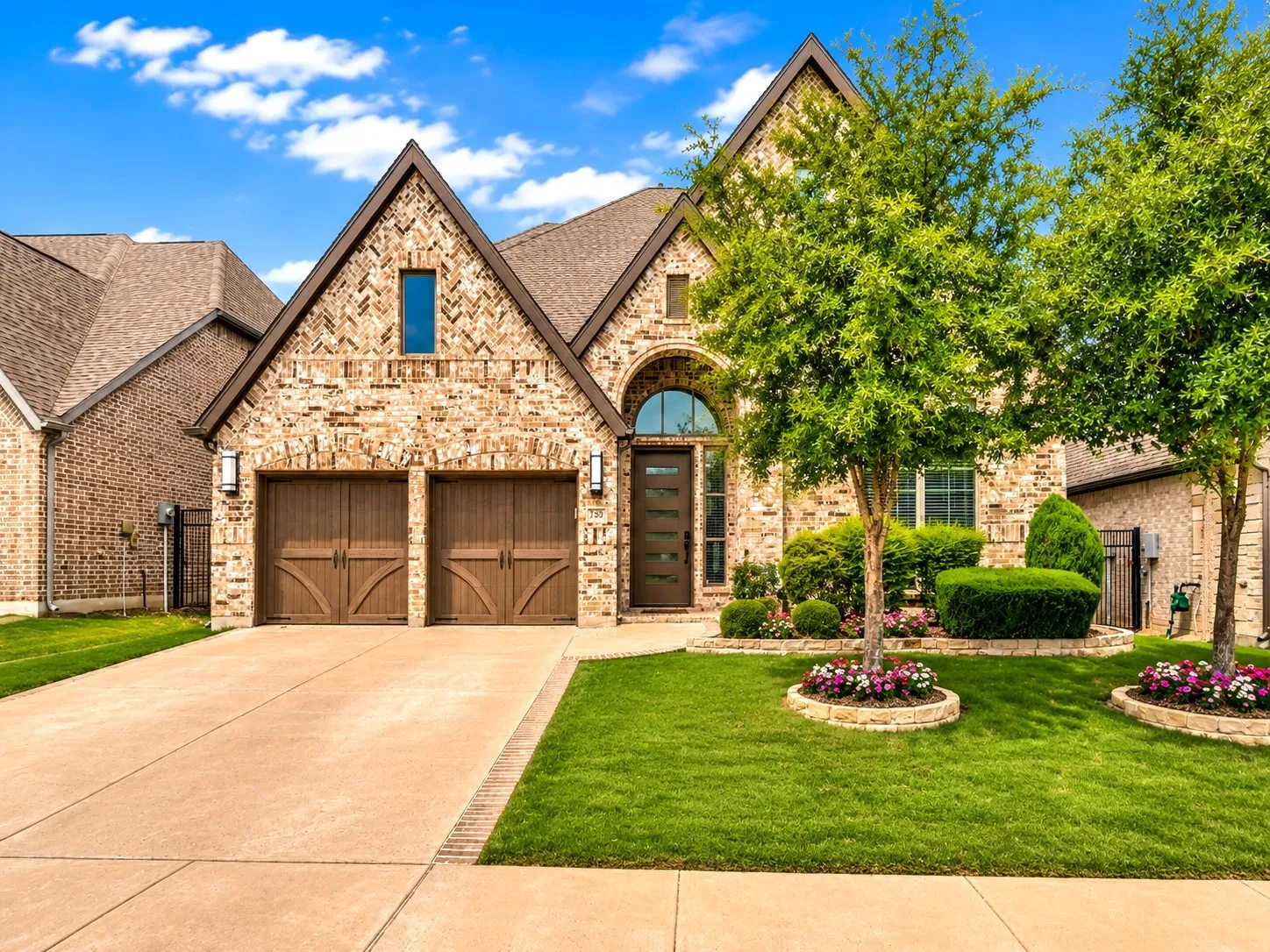 Single Family Residence For Sale in Collin County , 730 Dover Drive, Prosper, Texas 75078, 4 Bedroom, 4 Bathroom, 3 Garage spaces, 3,472 Sqft, built in 2020, mls#21309884, Real Estate Agent in Prosper, Homes For Sale in Collin county, Homes For Sale in Prosper, Realtor in Prosper Texas, Real Estate Brokerage Independent Realty Texas, Luminita Cordes Realtor