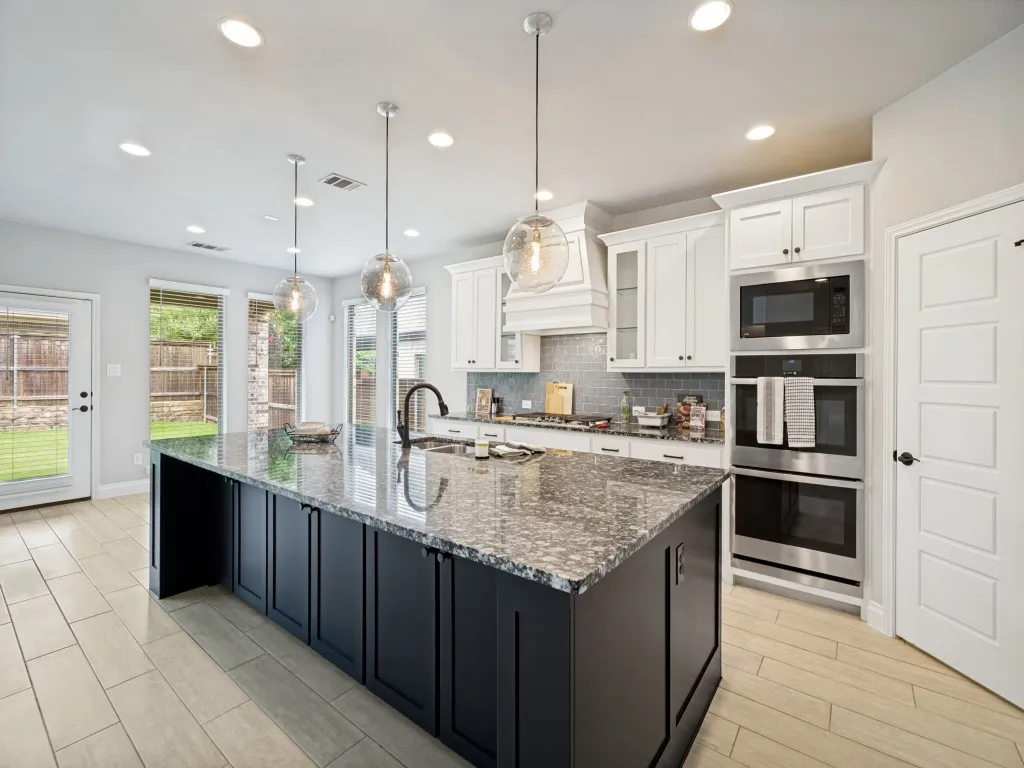 Single Family Residence For Sale in Collin County , 730 Dover Drive, Prosper, Texas 75078, 4 Bedroom, 4 Bathroom, 3 Garage spaces, 3,472 Sqft, built in 2020, mls#21309884, Real Estate Agent in Prosper, Homes For Sale in Collin county, Homes For Sale in Prosper, Realtor in Prosper Texas, Real Estate Brokerage Independent Realty Texas, Luminita Cordes Realtor