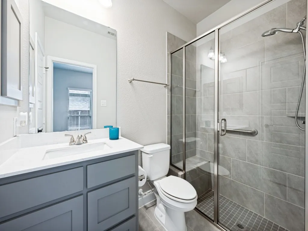 Ensuite bathroom