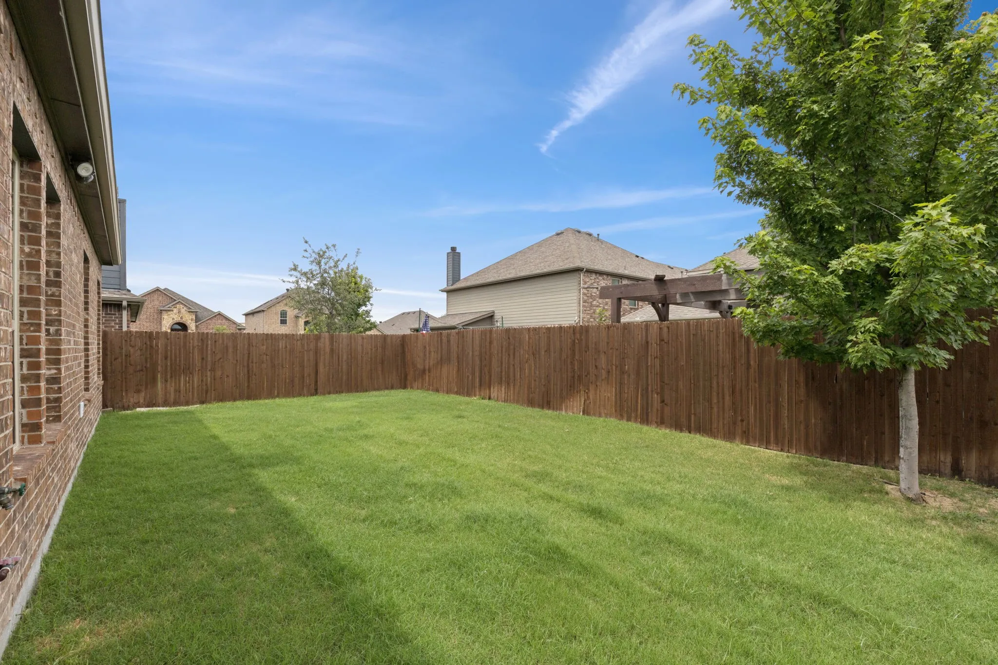 Single Family Residence For Rent in Denton County , 4112 Wavertree Road, Frisco, Texas 75036, 3 Bedroom, 2 Bathroom, 2 Garage spaces, 2,033 Sqft, built in 2016, mls#21308711, Real Estate Agent in Frisco, Homes For Rent in Denton county, Homes For Rent in Frisco, Realtor in Frisco Texas, Real Estate Brokerage Independent Realty Texas, Luminita Cordes Realtor