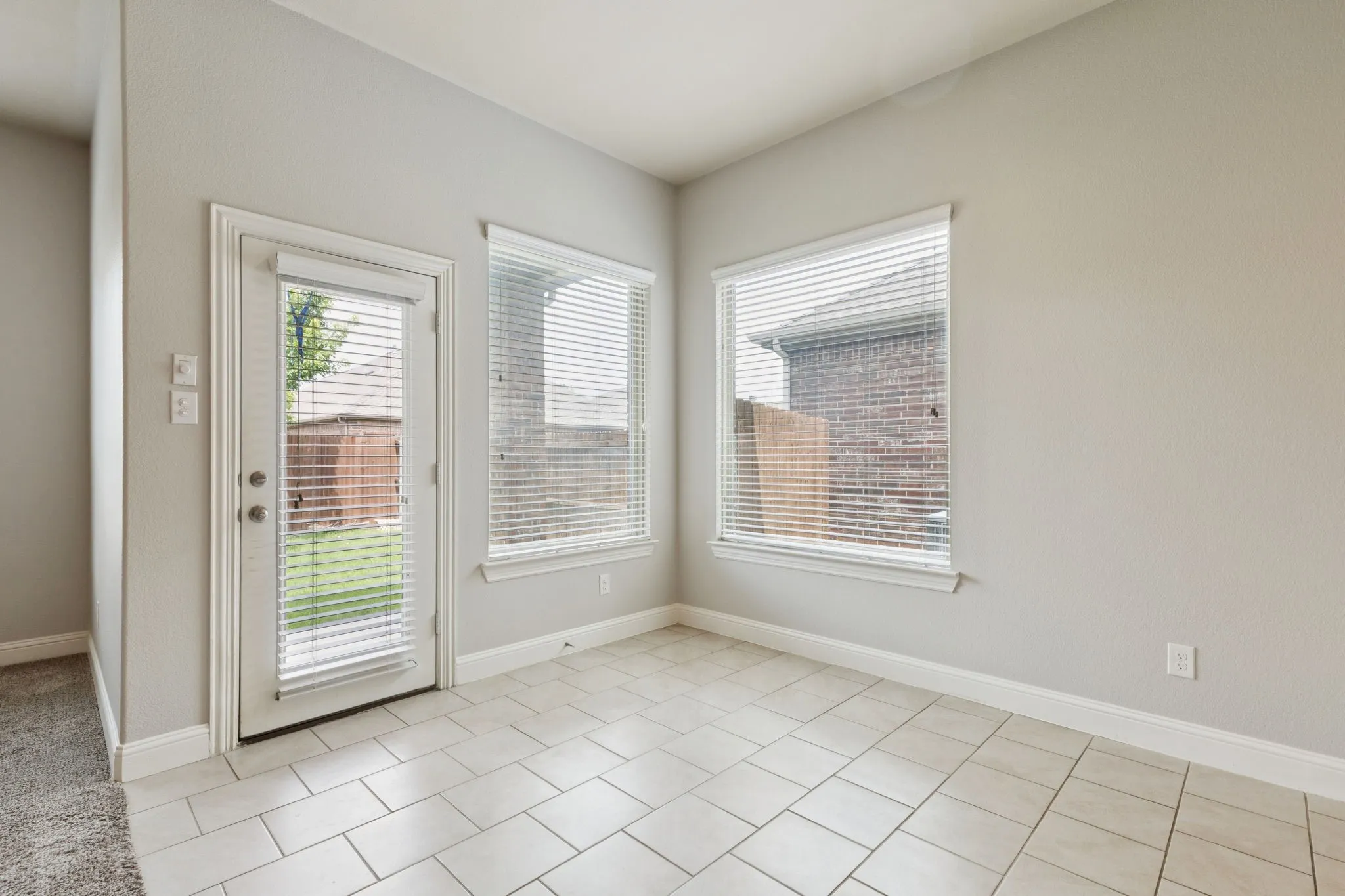 Single Family Residence For Rent in Denton County , 4112 Wavertree Road, Frisco, Texas 75036, 3 Bedroom, 2 Bathroom, 2 Garage spaces, 2,033 Sqft, built in 2016, mls#21308711, Real Estate Agent in Frisco, Homes For Rent in Denton county, Homes For Rent in Frisco, Realtor in Frisco Texas, Real Estate Brokerage Independent Realty Texas, Luminita Cordes Realtor