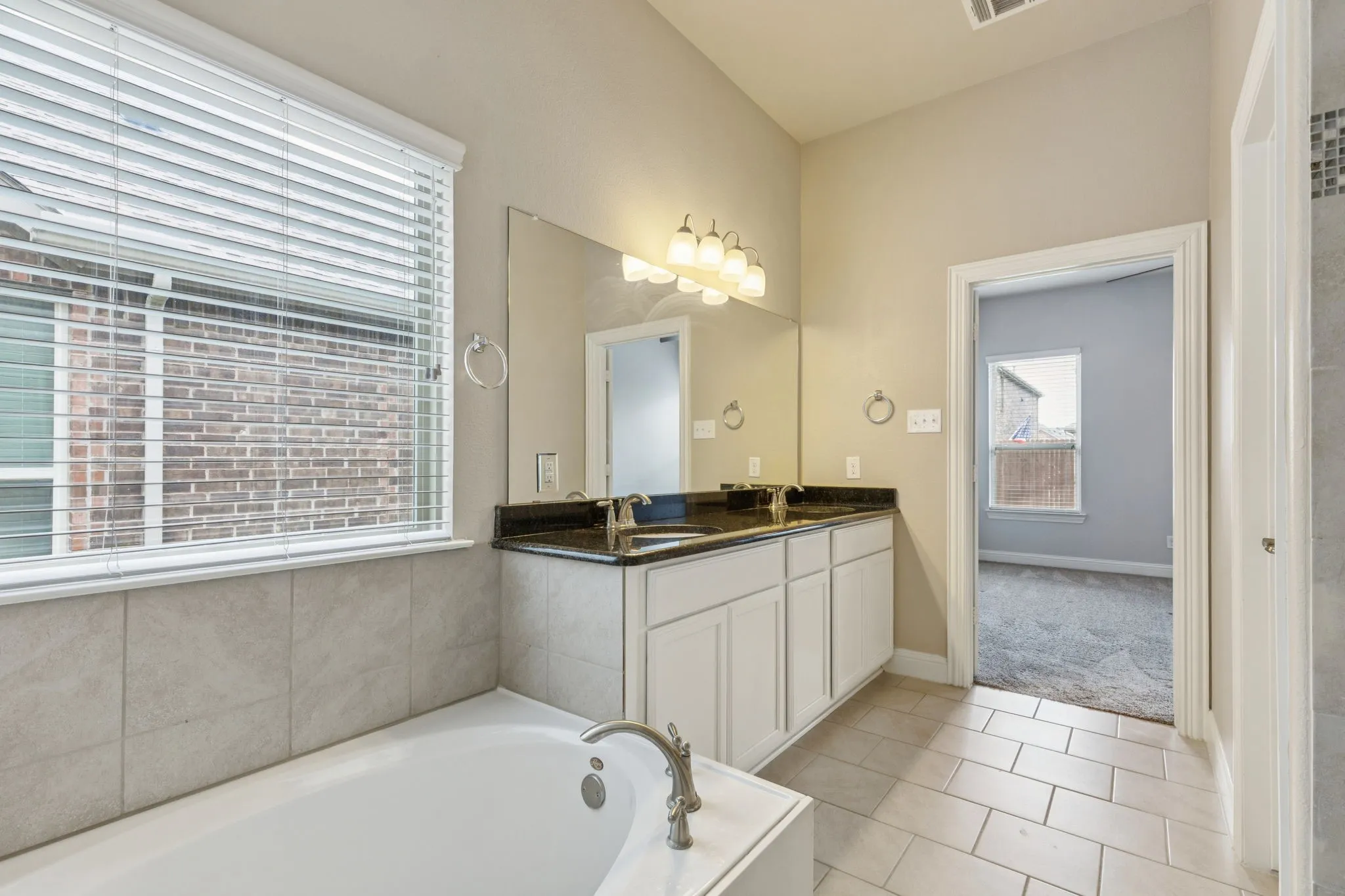 Single Family Residence For Rent in Denton County , 4112 Wavertree Road, Frisco, Texas 75036, 3 Bedroom, 2 Bathroom, 2 Garage spaces, 2,033 Sqft, built in 2016, mls#21308711, Real Estate Agent in Frisco, Homes For Rent in Denton county, Homes For Rent in Frisco, Realtor in Frisco Texas, Real Estate Brokerage Independent Realty Texas, Luminita Cordes Realtor