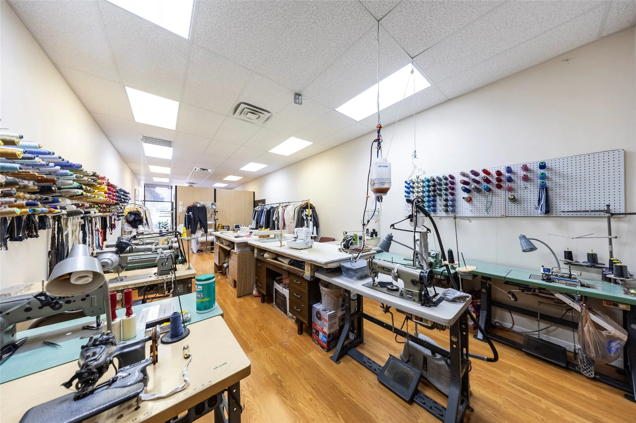 Business For Sale in Tarrant County , 9986 Grapevine Highway, Hurst, Texas 76054, 0, 0, Garage spaces, 0 Sqft, built in 1990, Price $85,000, mls#21274075, Real Estate Agent in Hurst, Homes For Sale in Tarrant county, Homes For Sale in Hurst, Realtor in Hurst Texas, Real Estate Brokerage Independent Realty Texas, Luminita Cordes Realtor