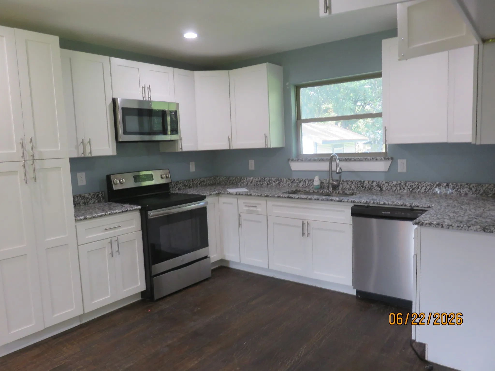 Single Family Residence For Sale in Hunt County , 705 S Patterson Street, Campbell, Texas 75422, 3 Bedroom, 2 Bathroom, Garage spaces, 1,044 Sqft, built in 1960, mls#21309908, Real Estate Agent in Campbell, Homes For Sale in Hunt county, Homes For Sale in Campbell, Realtor in Campbell Texas, Real Estate Brokerage Independent Realty Texas, Luminita Cordes Realtor