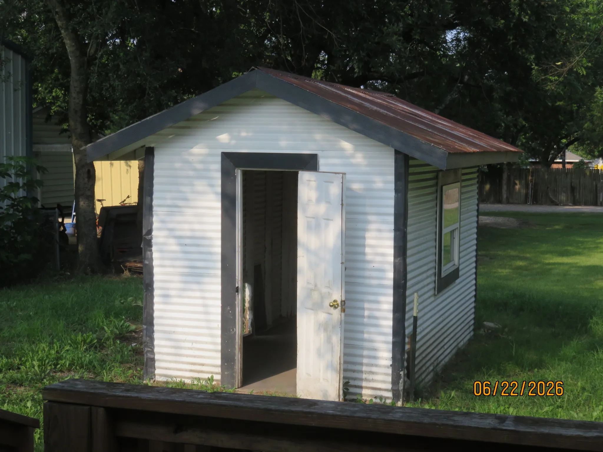 Single Family Residence For Sale in Hunt County , 705 S Patterson Street, Campbell, Texas 75422, 3 Bedroom, 2 Bathroom, Garage spaces, 1,044 Sqft, built in 1960, mls#21309908, Real Estate Agent in Campbell, Homes For Sale in Hunt county, Homes For Sale in Campbell, Realtor in Campbell Texas, Real Estate Brokerage Independent Realty Texas, Luminita Cordes Realtor