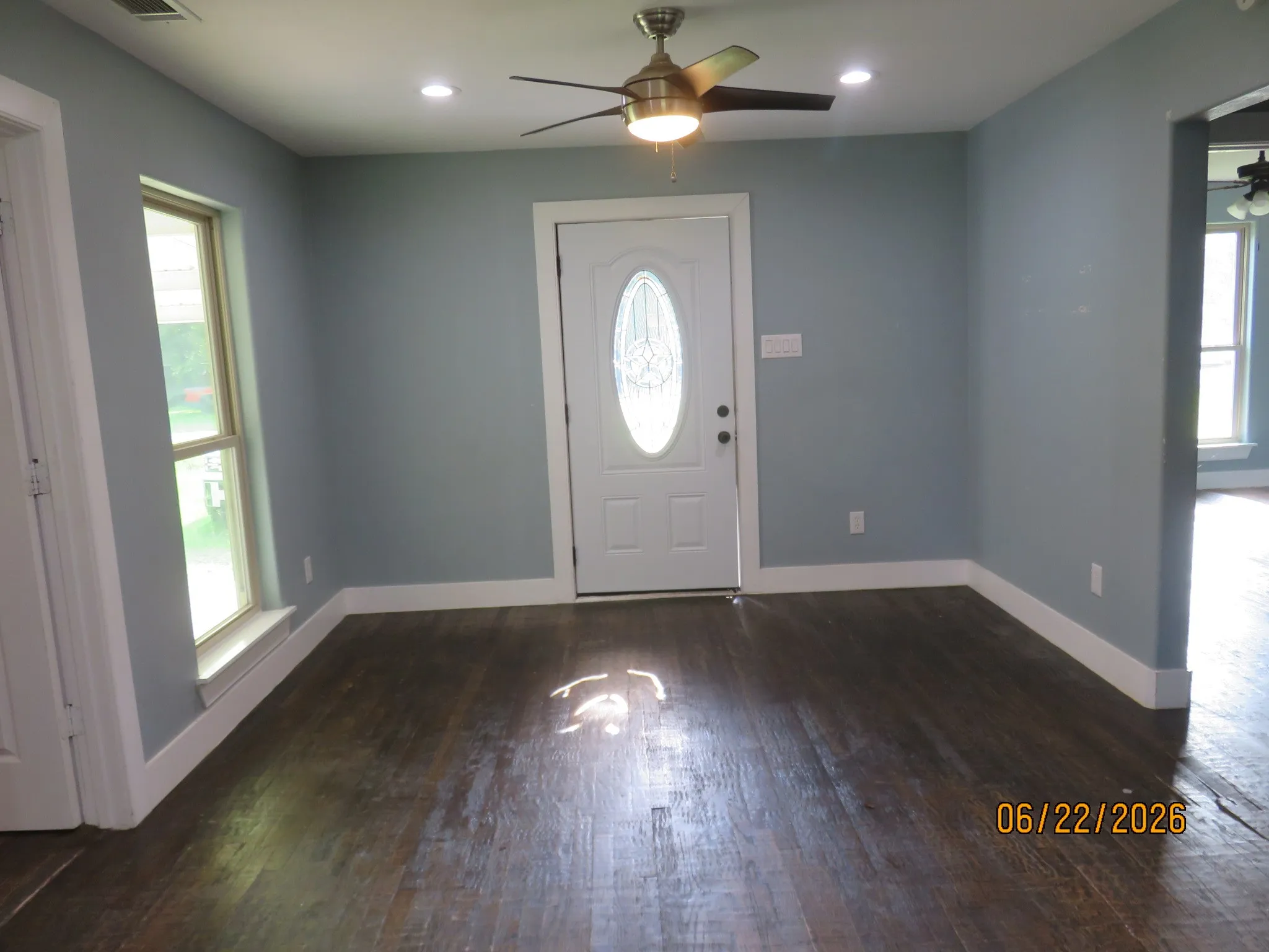 Single Family Residence For Sale in Hunt County , 705 S Patterson Street, Campbell, Texas 75422, 3 Bedroom, 2 Bathroom, Garage spaces, 1,044 Sqft, built in 1960, mls#21309908, Real Estate Agent in Campbell, Homes For Sale in Hunt county, Homes For Sale in Campbell, Realtor in Campbell Texas, Real Estate Brokerage Independent Realty Texas, Luminita Cordes Realtor