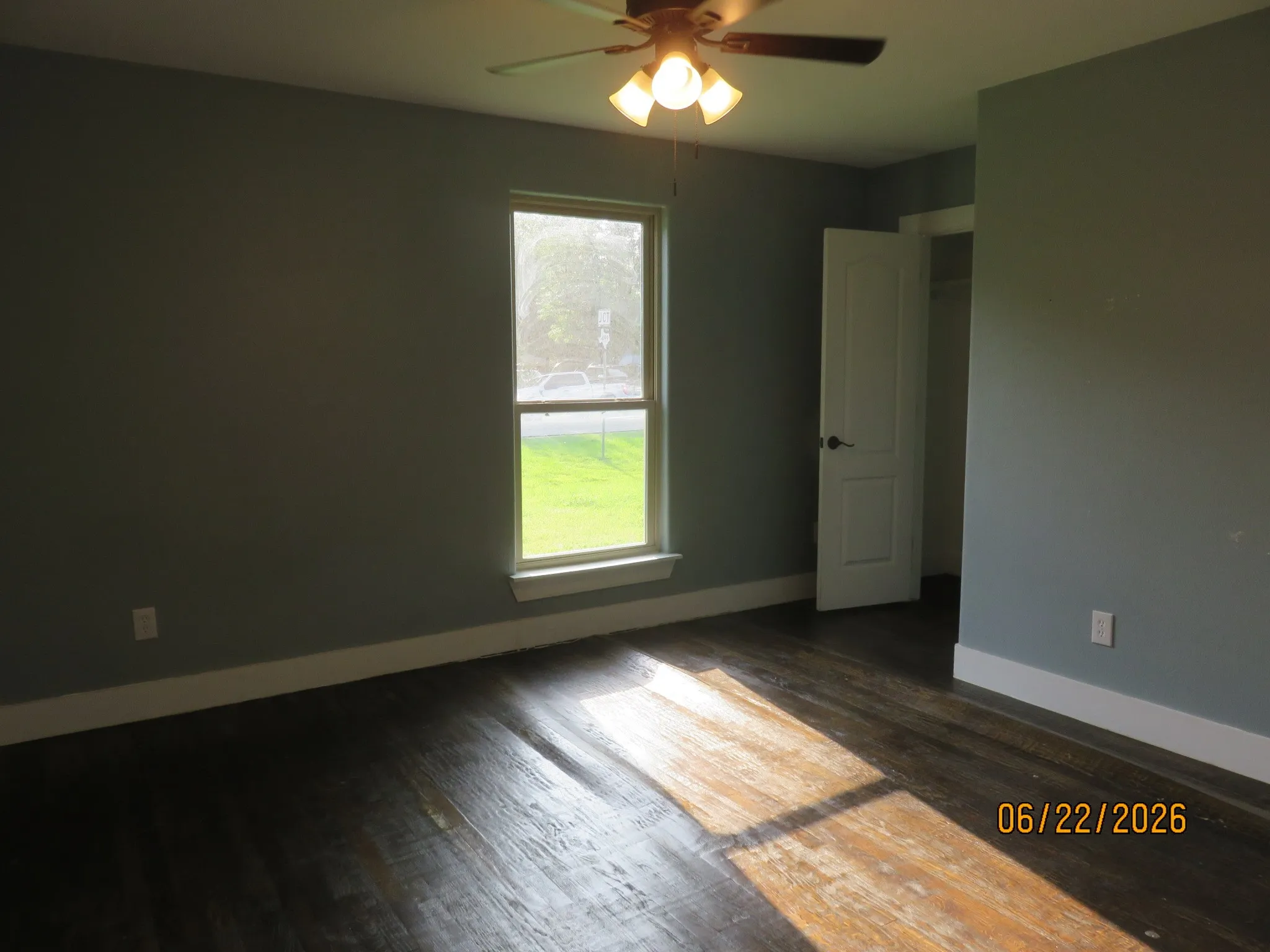 Single Family Residence For Sale in Hunt County , 705 S Patterson Street, Campbell, Texas 75422, 3 Bedroom, 2 Bathroom, Garage spaces, 1,044 Sqft, built in 1960, mls#21309908, Real Estate Agent in Campbell, Homes For Sale in Hunt county, Homes For Sale in Campbell, Realtor in Campbell Texas, Real Estate Brokerage Independent Realty Texas, Luminita Cordes Realtor