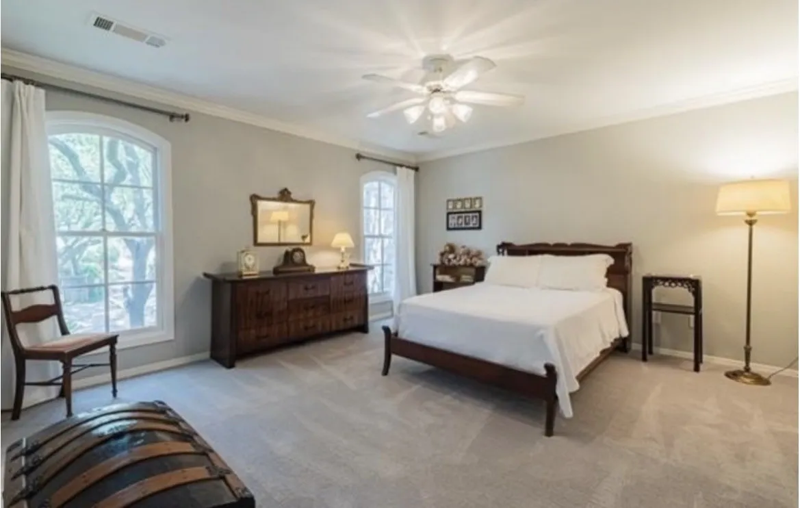 Single Family Residence For Rent in Dallas County , 7985 Caruth Court, Dallas, Texas 75225, 4 Bedroom, 4 Bathroom, 2 Garage spaces, 4,568 Sqft, built in 1994, mls#21309927, Real Estate Agent in Dallas, Homes For Rent in Dallas county, Homes For Rent in Dallas, Realtor in Dallas Texas, Real Estate Brokerage Independent Realty Texas, Luminita Cordes Realtor