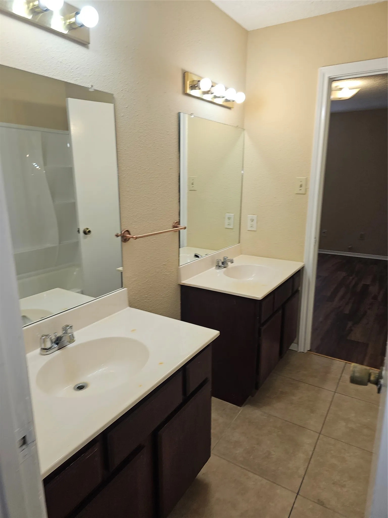 Quadruplex For Sale in Dallas County , 2822 Wimbledon Court, Garland, Texas 75041, 0, 0, Garage spaces, 0 Sqft, built in 1985, mls#21309942, Real Estate Agent in Garland, Homes For Sale in Dallas county, Homes For Sale in Garland, Realtor in Garland Texas, Real Estate Brokerage Independent Realty Texas, Luminita Cordes Realtor