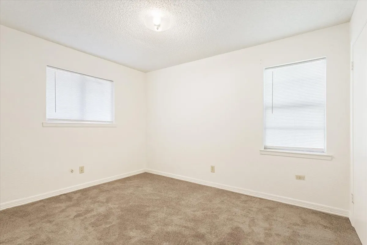 Single Family Residence For Sale in Mc Lennan County , 901 Church Avenue, Waco, Texas 76706, 4 Bedrooms, 2 Bathrooms, Garage spaces, 1,437 Sqft, built in 1972, Price $208,000, mls#21309940, Real Estate Agent in Waco, Homes For Sale in Mc Lennan county, Homes For Sale in Waco, Realtor in Waco Texas, Real Estate Brokerage Independent Realty Texas, Luminita Cordes Realtor