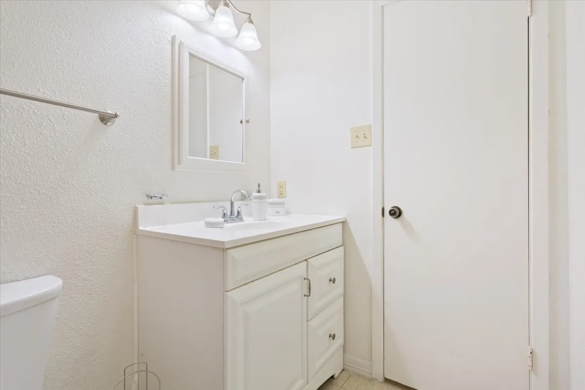 Single Family Residence For Sale in Mc Lennan County , 901 Church Avenue, Waco, Texas 76706, 4 Bedrooms, 2 Bathrooms, Garage spaces, 1,437 Sqft, built in 1972, Price $208,000, mls#21309940, Real Estate Agent in Waco, Homes For Sale in Mc Lennan county, Homes For Sale in Waco, Realtor in Waco Texas, Real Estate Brokerage Independent Realty Texas, Luminita Cordes Realtor