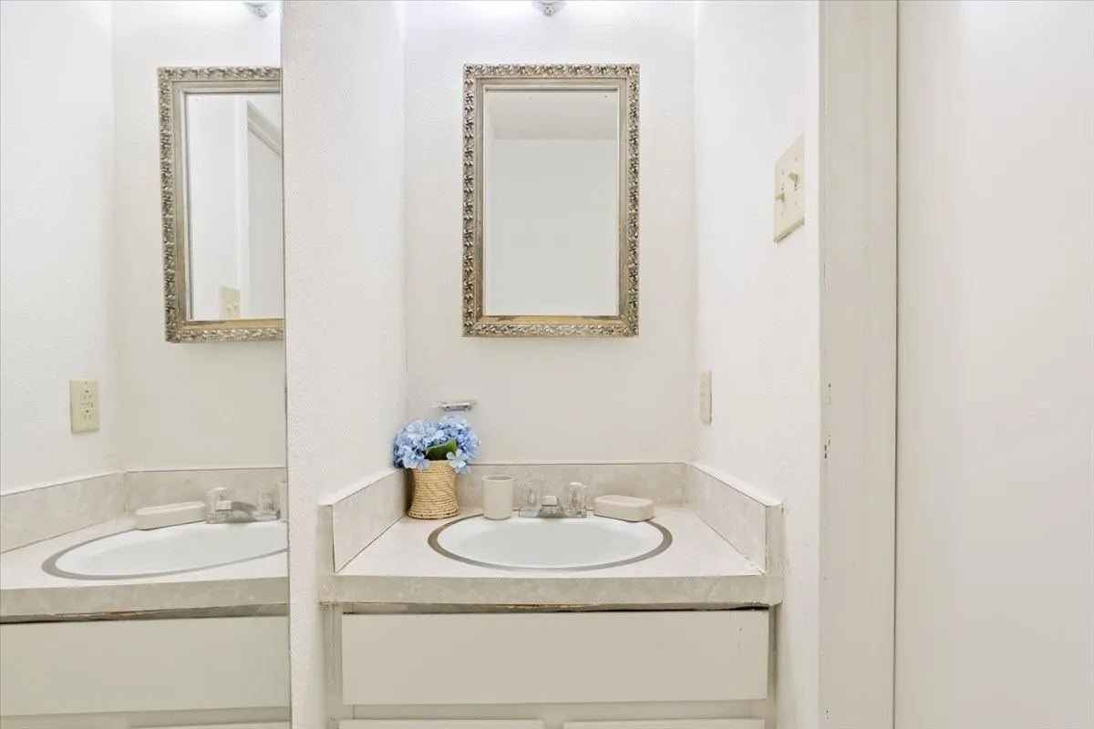 Single Family Residence For Sale in Mc Lennan County , 901 Church Avenue, Waco, Texas 76706, 4 Bedrooms, 2 Bathrooms, Garage spaces, 1,437 Sqft, built in 1972, Price $208,000, mls#21309940, Real Estate Agent in Waco, Homes For Sale in Mc Lennan county, Homes For Sale in Waco, Realtor in Waco Texas, Real Estate Brokerage Independent Realty Texas, Luminita Cordes Realtor