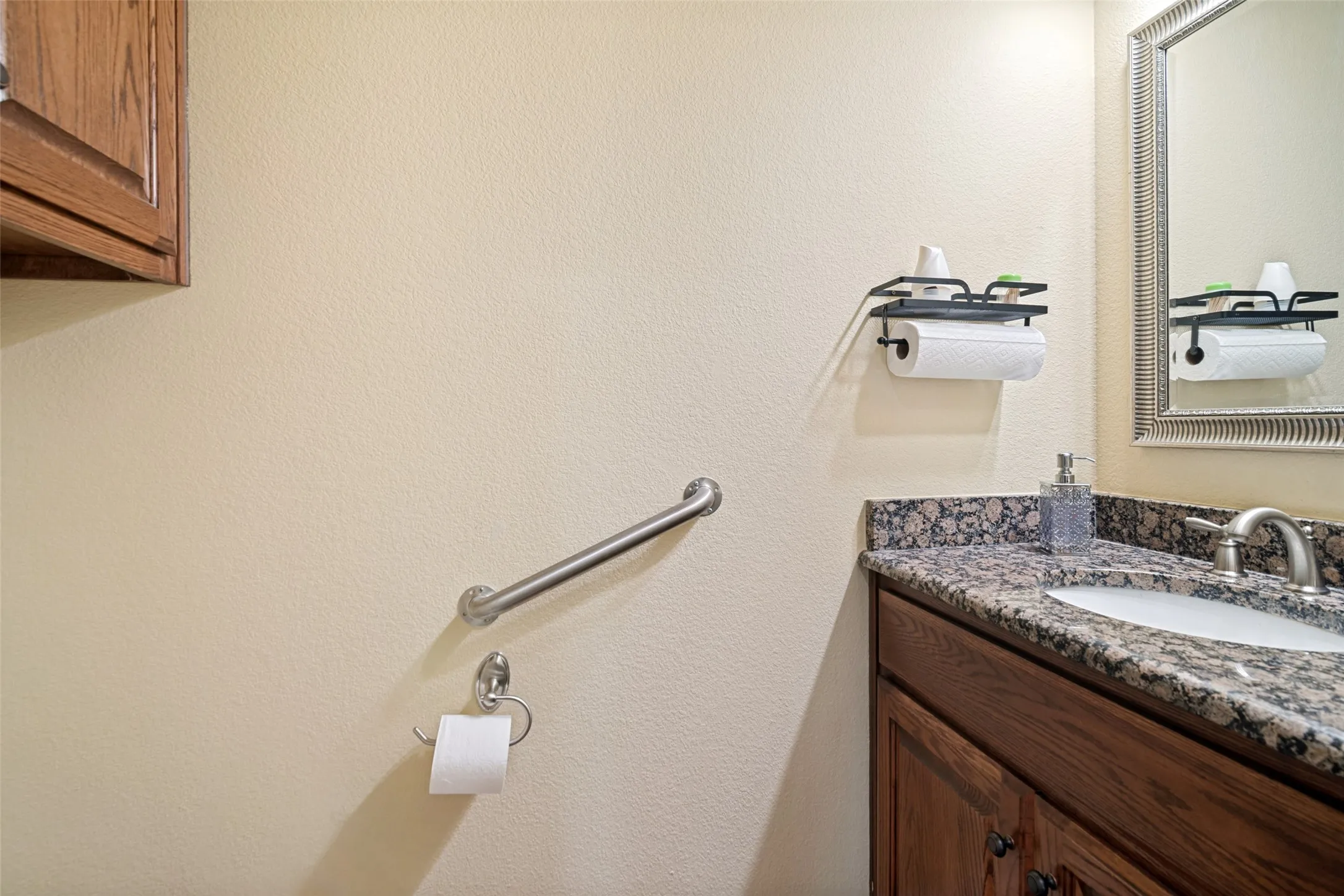 Single Family Residence For Sale in Collin County , 1006 Saint Jude Court, Royse City, Texas 75189, 3 Bedroom, 3 Bathroom, 2 Garage spaces, 2,131 Sqft, built in 2015, mls#21301597, Real Estate Agent in Royse City, Homes For Sale in Collin county, Homes For Sale in Royse City, Realtor in Royse City Texas, Real Estate Brokerage Independent Realty Texas, Luminita Cordes Realtor