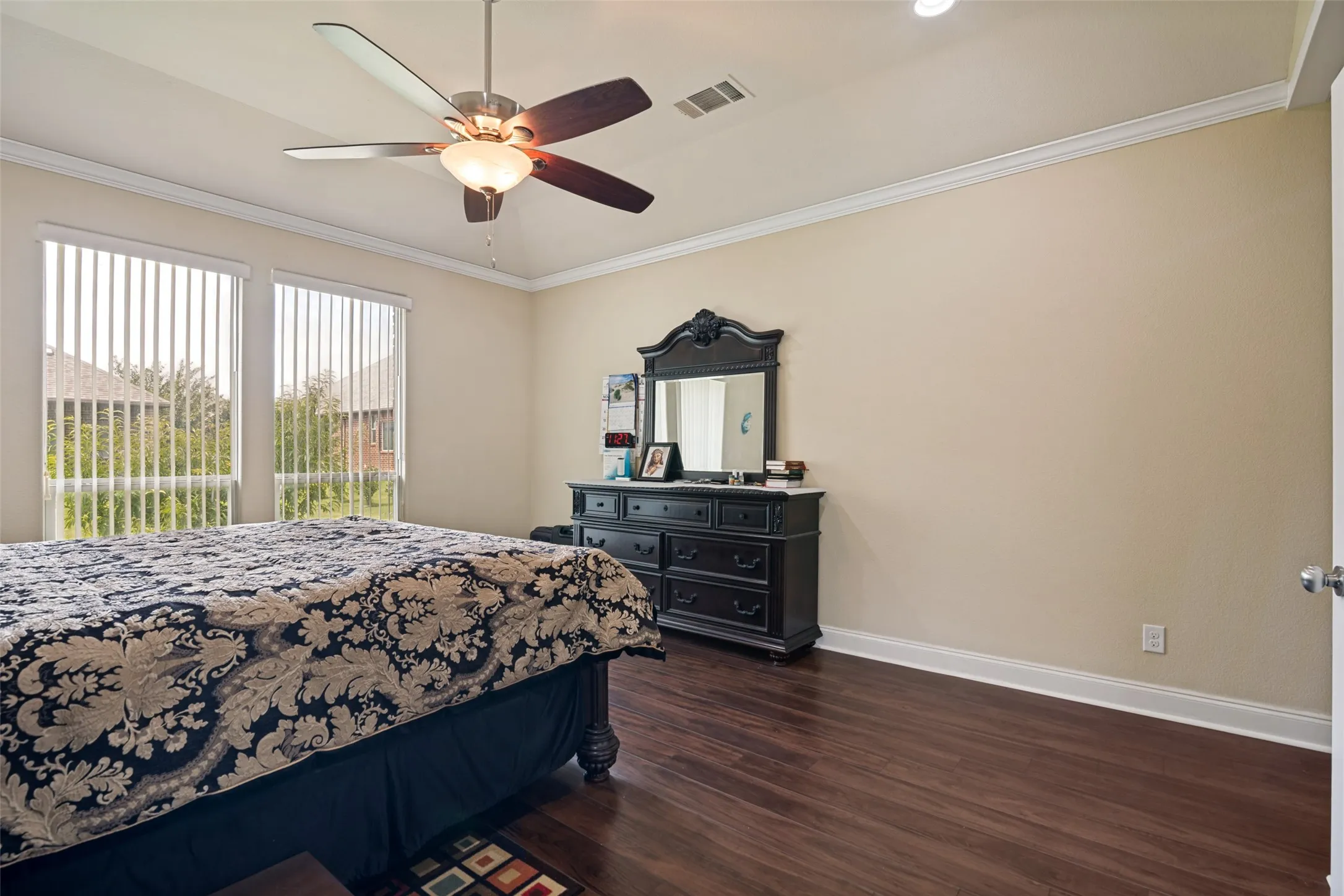 Single Family Residence For Sale in Collin County , 1006 Saint Jude Court, Royse City, Texas 75189, 3 Bedroom, 3 Bathroom, 2 Garage spaces, 2,131 Sqft, built in 2015, mls#21301597, Real Estate Agent in Royse City, Homes For Sale in Collin county, Homes For Sale in Royse City, Realtor in Royse City Texas, Real Estate Brokerage Independent Realty Texas, Luminita Cordes Realtor