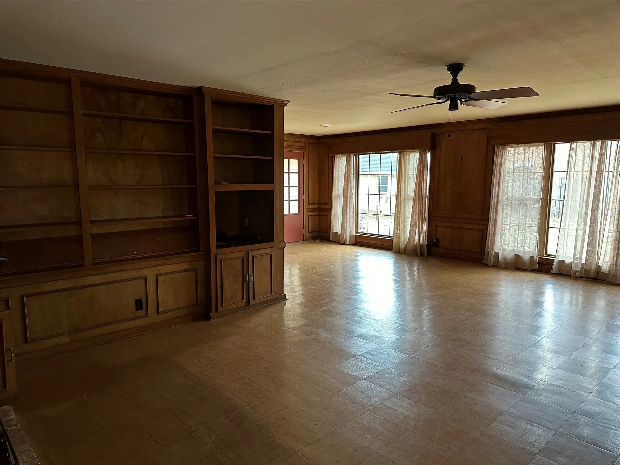 Extra living space for game area or room to enclose for 1st floor bedroom