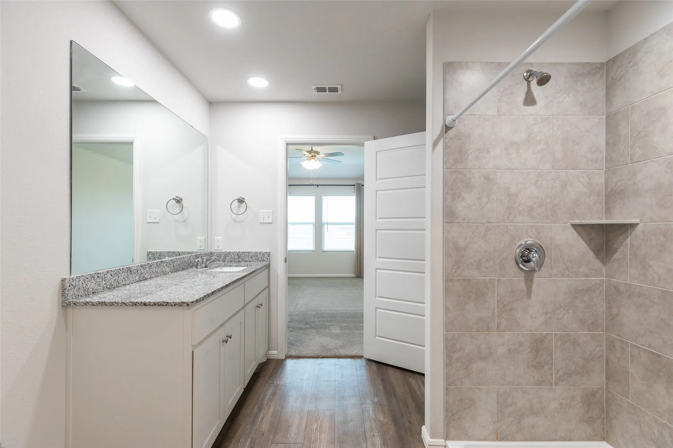 Single Family Residence For Rent in Taylor County , 3009 Spring Break Drive, Abilene, Texas 79606, 5 Bedroom, 2 Bathroom, 2 Garage spaces, 1,947 Sqft, built in 2023, mls#21309976, Real Estate Agent in Abilene, Homes For Rent in Taylor county, Homes For Rent in Abilene, Realtor in Abilene Texas, Real Estate Brokerage Independent Realty Texas, Luminita Cordes Realtor