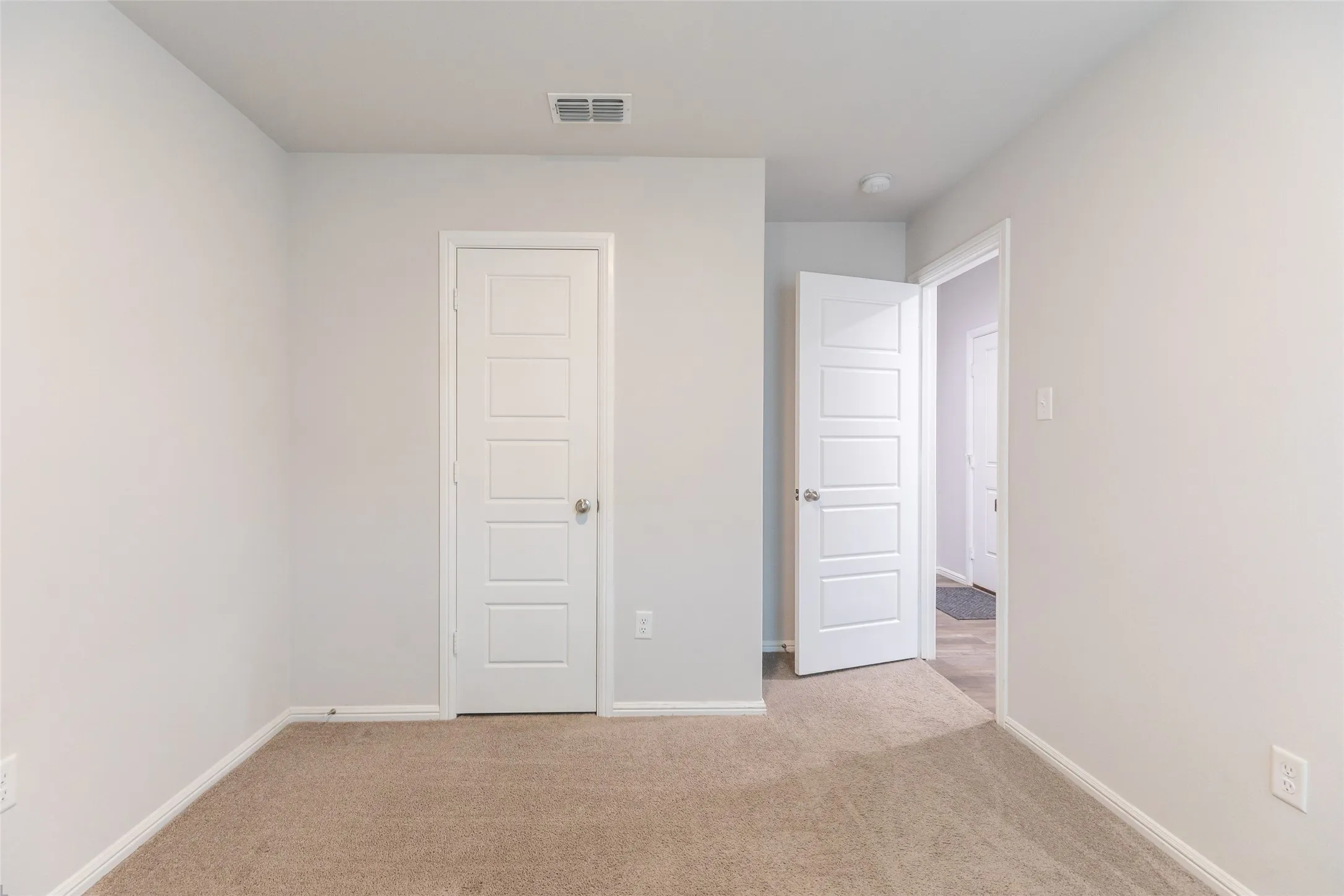 Single Family Residence For Rent in Taylor County , 3009 Spring Break Drive, Abilene, Texas 79606, 5 Bedroom, 2 Bathroom, 2 Garage spaces, 1,947 Sqft, built in 2023, mls#21309976, Real Estate Agent in Abilene, Homes For Rent in Taylor county, Homes For Rent in Abilene, Realtor in Abilene Texas, Real Estate Brokerage Independent Realty Texas, Luminita Cordes Realtor