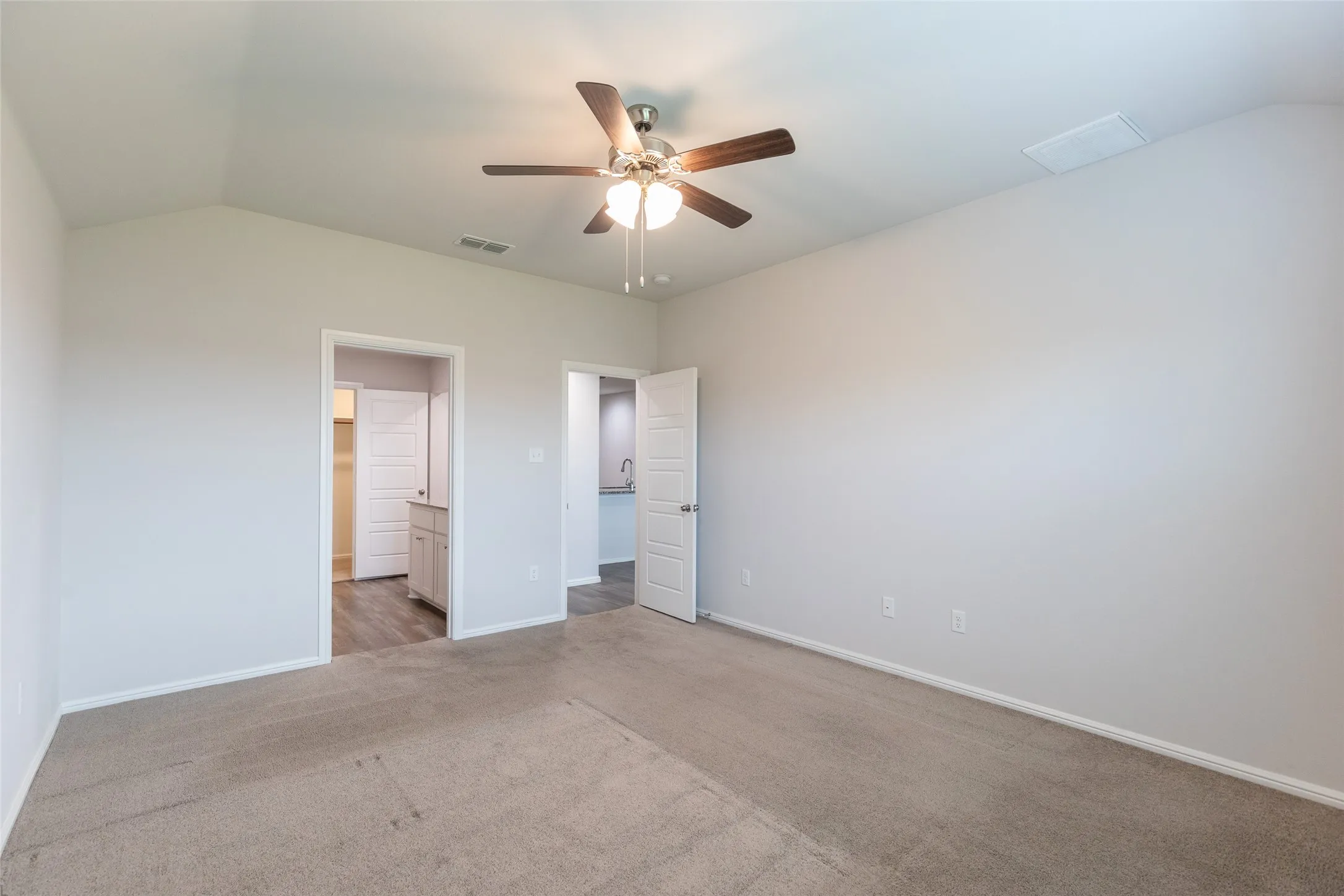 Single Family Residence For Rent in Taylor County , 3009 Spring Break Drive, Abilene, Texas 79606, 5 Bedroom, 2 Bathroom, 2 Garage spaces, 1,947 Sqft, built in 2023, mls#21309976, Real Estate Agent in Abilene, Homes For Rent in Taylor county, Homes For Rent in Abilene, Realtor in Abilene Texas, Real Estate Brokerage Independent Realty Texas, Luminita Cordes Realtor