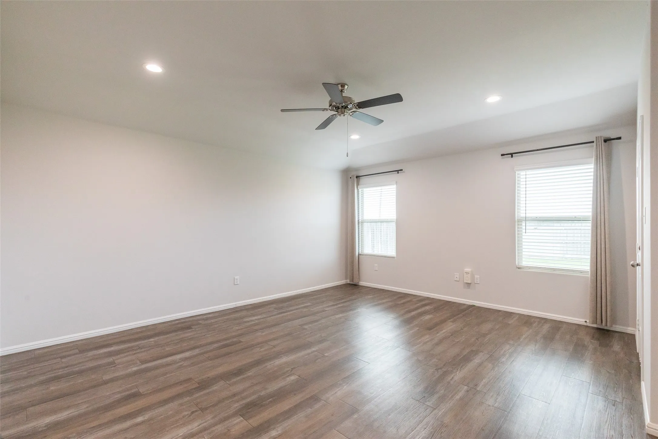 Single Family Residence For Rent in Taylor County , 3009 Spring Break Drive, Abilene, Texas 79606, 5 Bedroom, 2 Bathroom, 2 Garage spaces, 1,947 Sqft, built in 2023, mls#21309976, Real Estate Agent in Abilene, Homes For Rent in Taylor county, Homes For Rent in Abilene, Realtor in Abilene Texas, Real Estate Brokerage Independent Realty Texas, Luminita Cordes Realtor