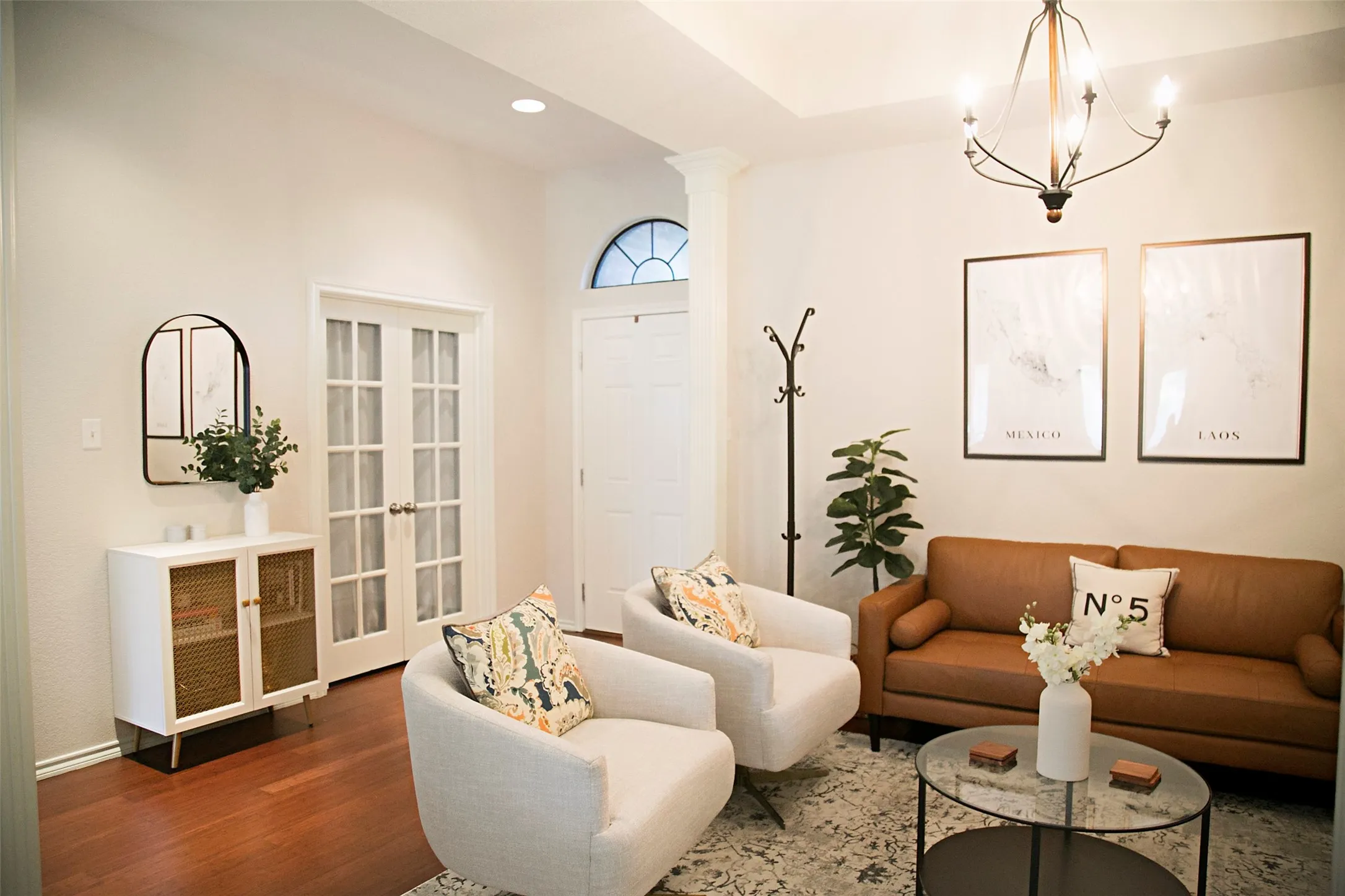 Front living/dining by entry.