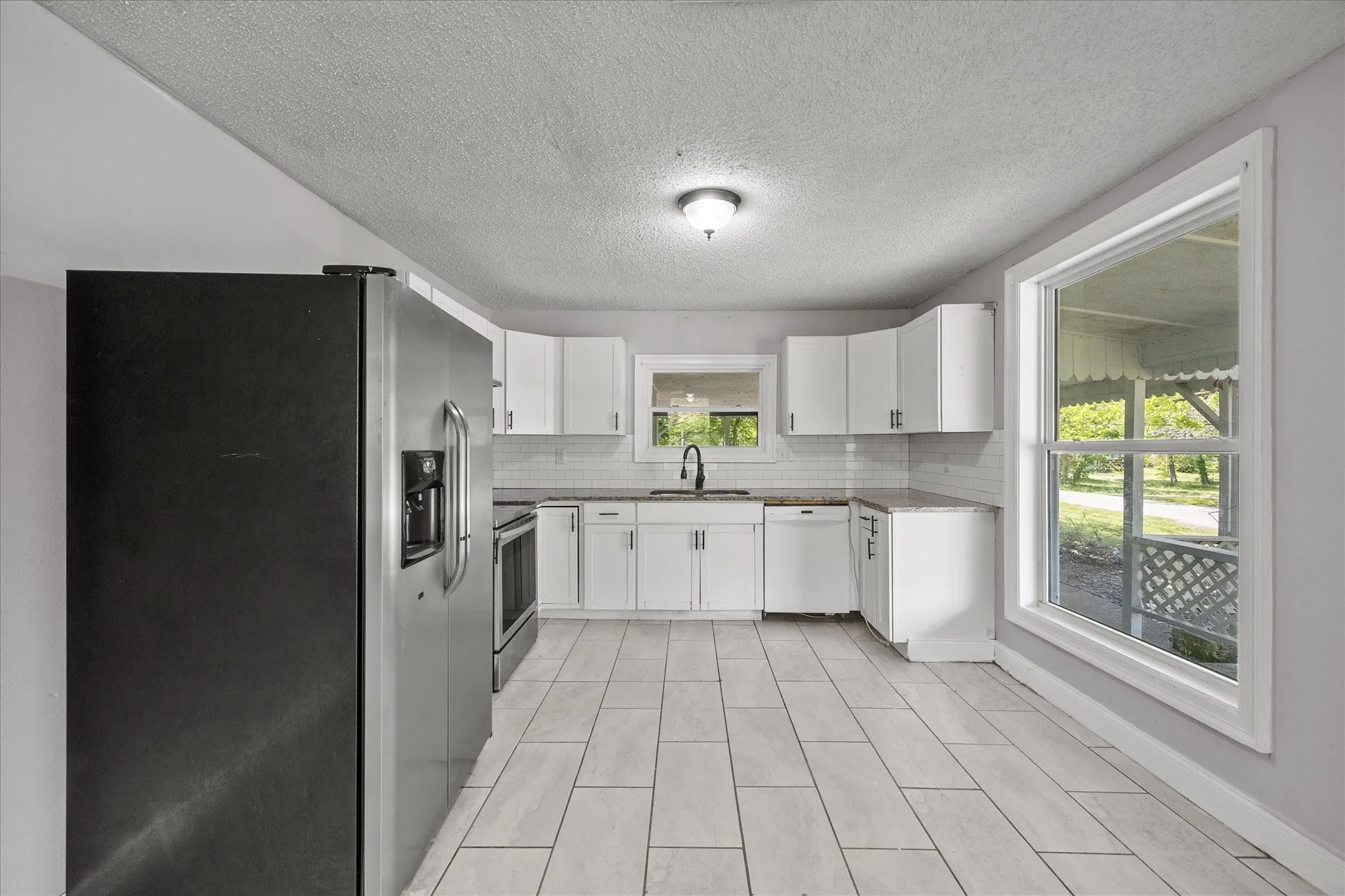 Single Family Residence For Sale in Hunt County , 4203 Cordell Street, Greenville, Texas 75401, 3 Bedroom, 2 Bathroom, Garage spaces, 864 Sqft, built in 1975, mls#21310010, Real Estate Agent in Greenville, Homes For Sale in Hunt county, Homes For Sale in Greenville, Realtor in Greenville Texas, Real Estate Brokerage Independent Realty Texas, Luminita Cordes Realtor