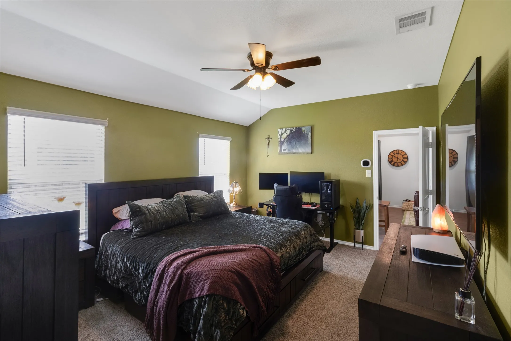 Single Family Residence For Sale in Hunt County , 806 Twin Edge Drive, Royse City, Texas 75189, 3 Bedroom, 2 Bathroom, 2 Garage spaces, 1,535 Sqft, built in 2021, mls#21306518, Real Estate Agent in Royse City, Homes For Sale in Hunt county, Homes For Sale in Royse City, Realtor in Royse City Texas, Real Estate Brokerage Independent Realty Texas, Luminita Cordes Realtor