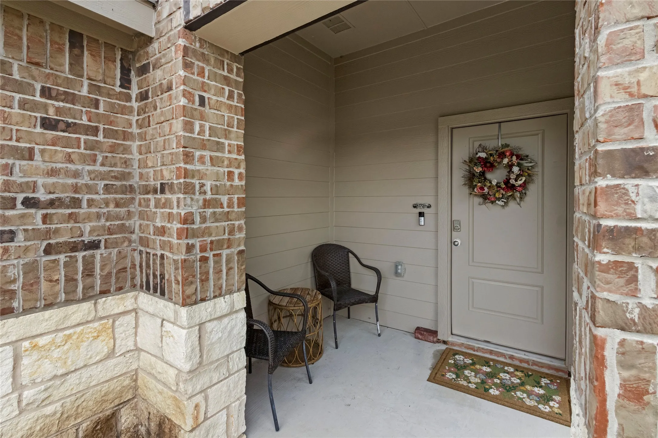 Single Family Residence For Sale in Hunt County , 806 Twin Edge Drive, Royse City, Texas 75189, 3 Bedroom, 2 Bathroom, 2 Garage spaces, 1,535 Sqft, built in 2021, mls#21306518, Real Estate Agent in Royse City, Homes For Sale in Hunt county, Homes For Sale in Royse City, Realtor in Royse City Texas, Real Estate Brokerage Independent Realty Texas, Luminita Cordes Realtor