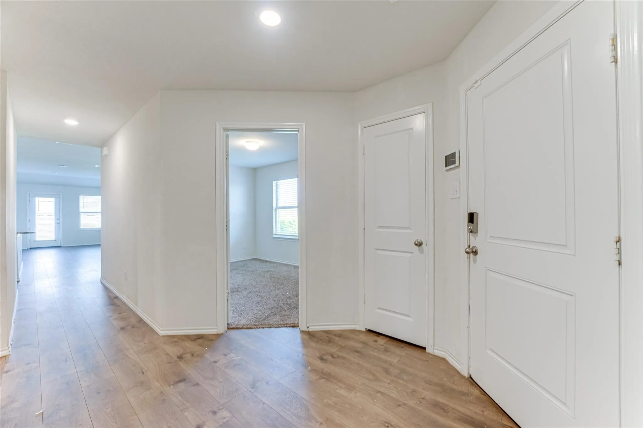 Single Family Residence For Rent in Collin County , 517 Milo Way, Royse City, Texas 75189, 5 Bedroom, 2 Bathroom, 2 Garage spaces, 2,064 Sqft, built in 2019, mls#21307064, Real Estate Agent in Royse City, Homes For Rent in Collin county, Homes For Rent in Royse City, Realtor in Royse City Texas, Real Estate Brokerage Independent Realty Texas, Luminita Cordes Realtor