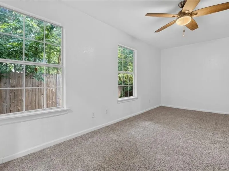 Single Family Residence For Sale in Dallas County , 6633 Emhouse Street, Dallas, Texas 75232, 4 Bedroom, 2 Bathroom, 1 Garage spaces, 1,738 Sqft, built in 1949, mls#21309728, Real Estate Agent in Dallas, Homes For Sale in Dallas county, Homes For Sale in Dallas, Realtor in Dallas Texas, Real Estate Brokerage Independent Realty Texas, Luminita Cordes Realtor