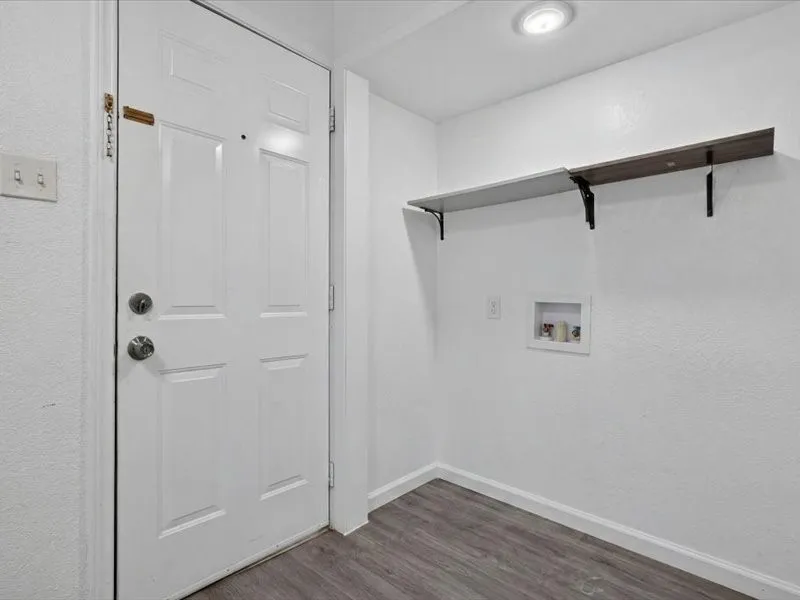Single Family Residence For Sale in Dallas County , 6633 Emhouse Street, Dallas, Texas 75232, 4 Bedroom, 2 Bathroom, 1 Garage spaces, 1,738 Sqft, built in 1949, mls#21309728, Real Estate Agent in Dallas, Homes For Sale in Dallas county, Homes For Sale in Dallas, Realtor in Dallas Texas, Real Estate Brokerage Independent Realty Texas, Luminita Cordes Realtor