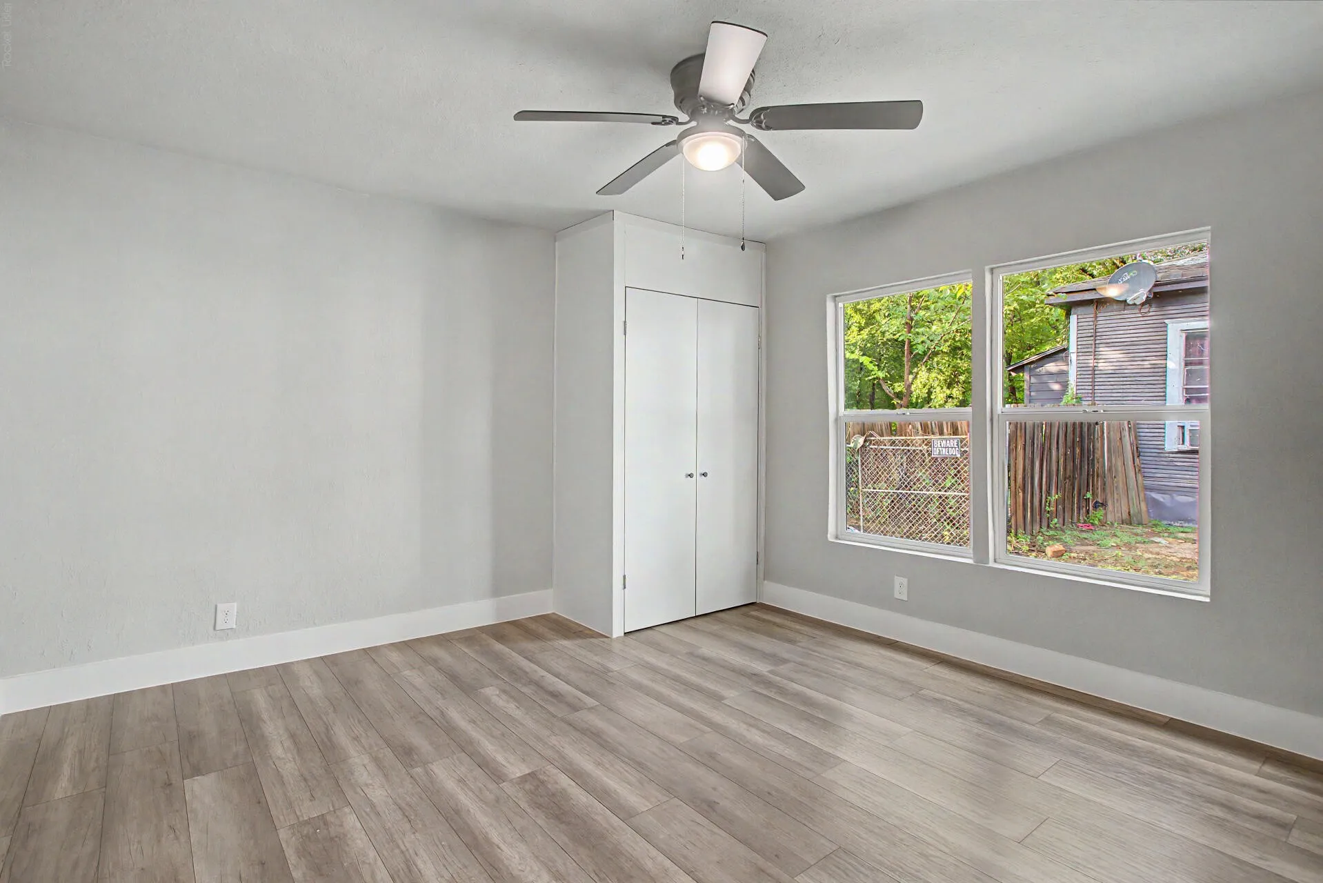 Single Family Residence For Sale in Dallas County , 2643 Marburg Street, Dallas, Texas 75215, 3 Bedroom, 2 Bathroom, 1 Garage spaces, 936 Sqft, built in 1931, mls#21309180, Real Estate Agent in Dallas, Homes For Sale in Dallas county, Homes For Sale in Dallas, Realtor in Dallas Texas, Real Estate Brokerage Independent Realty Texas, Luminita Cordes Realtor