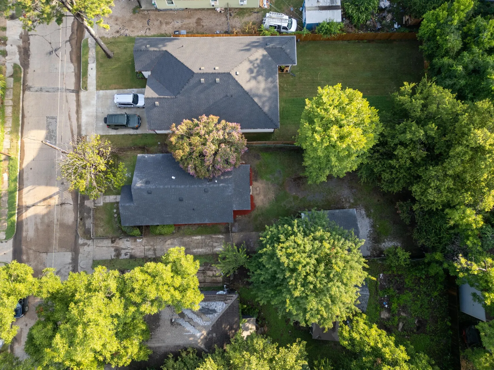 Single Family Residence For Sale in Dallas County , 2643 Marburg Street, Dallas, Texas 75215, 3 Bedroom, 2 Bathroom, 1 Garage spaces, 936 Sqft, built in 1931, mls#21309180, Real Estate Agent in Dallas, Homes For Sale in Dallas county, Homes For Sale in Dallas, Realtor in Dallas Texas, Real Estate Brokerage Independent Realty Texas, Luminita Cordes Realtor
