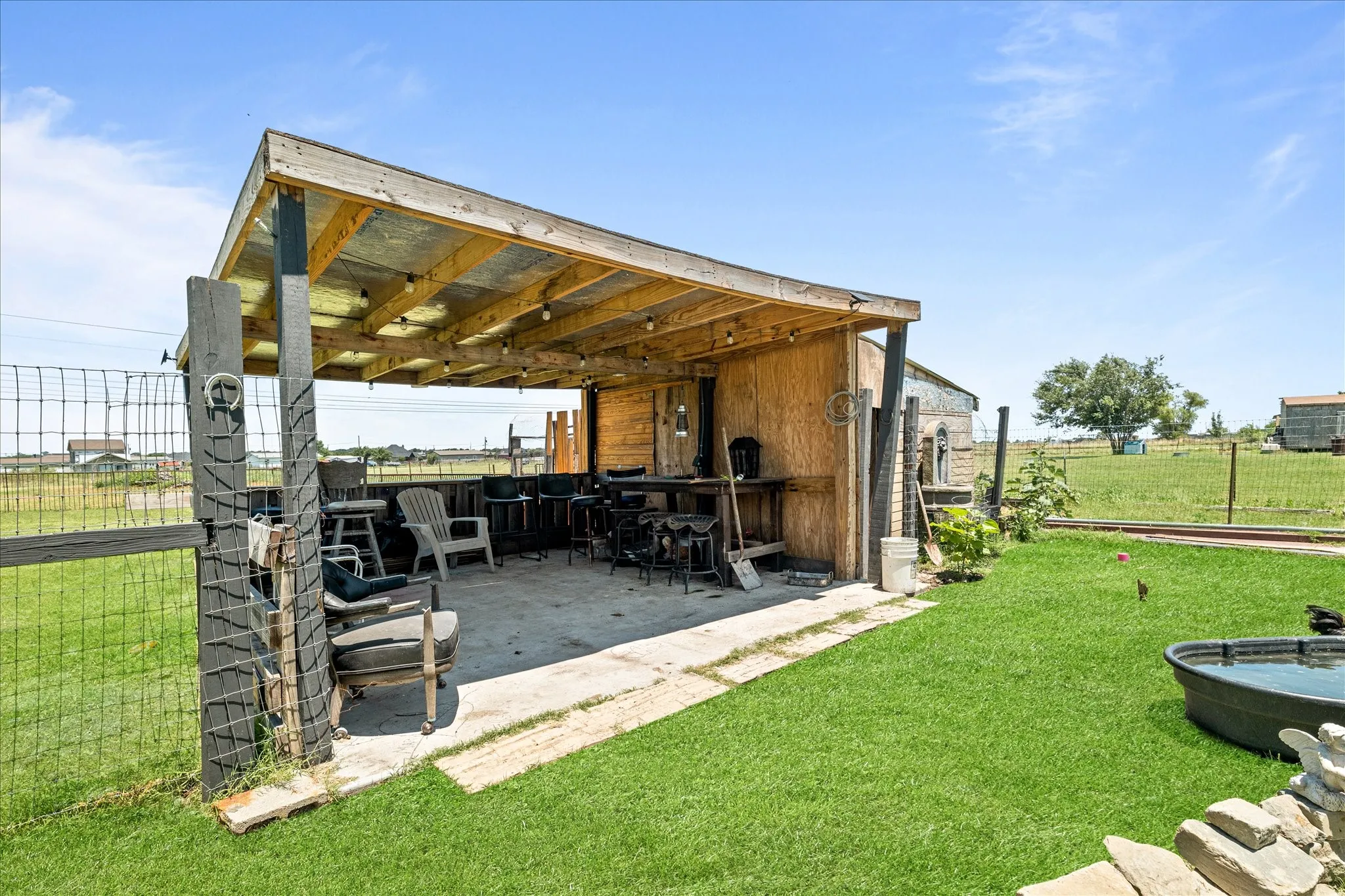 Mobile Home For Sale in Johnson County , 5909 Black Springs Lane, Joshua, Texas 76058, 4 Bedroom, 2 Bathroom, Garage spaces, 1,976 Sqft, built in 2004, Price $359,000, mls#21309479, Real Estate Agent in Joshua, Homes For Sale in Johnson county, Homes For Sale in Joshua, Realtor in Joshua Texas, Real Estate Brokerage Independent Realty Texas, Luminita Cordes Realtor