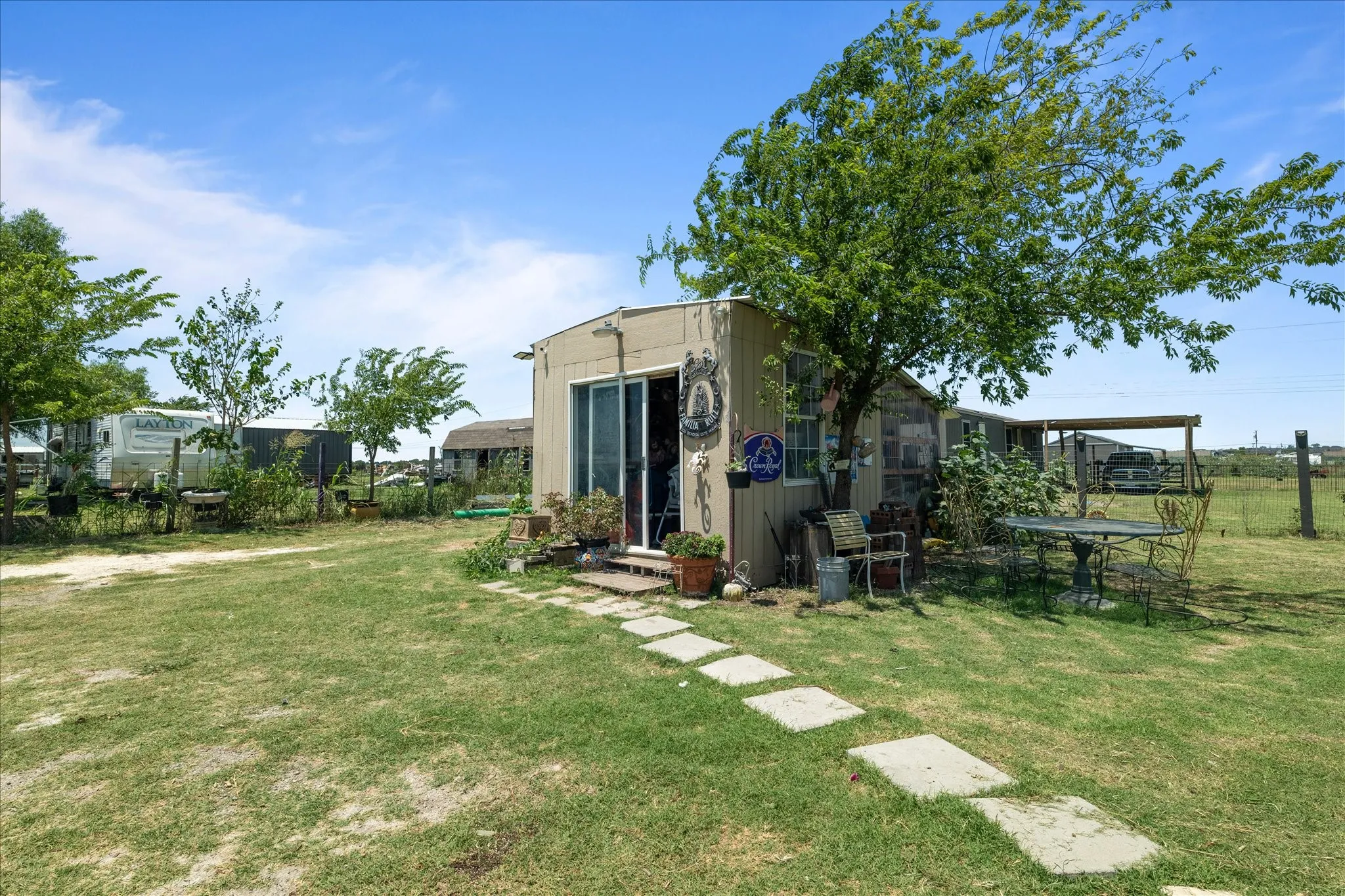 Mobile Home For Sale in Johnson County , 5909 Black Springs Lane, Joshua, Texas 76058, 4 Bedroom, 2 Bathroom, Garage spaces, 1,976 Sqft, built in 2004, Price $359,000, mls#21309479, Real Estate Agent in Joshua, Homes For Sale in Johnson county, Homes For Sale in Joshua, Realtor in Joshua Texas, Real Estate Brokerage Independent Realty Texas, Luminita Cordes Realtor