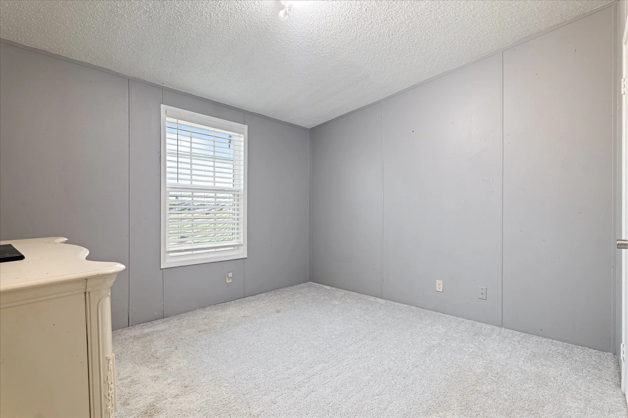 Mobile Home For Sale in Johnson County , 5909 Black Springs Lane, Joshua, Texas 76058, 4 Bedroom, 2 Bathroom, Garage spaces, 1,976 Sqft, built in 2004, Price $359,000, mls#21309479, Real Estate Agent in Joshua, Homes For Sale in Johnson county, Homes For Sale in Joshua, Realtor in Joshua Texas, Real Estate Brokerage Independent Realty Texas, Luminita Cordes Realtor