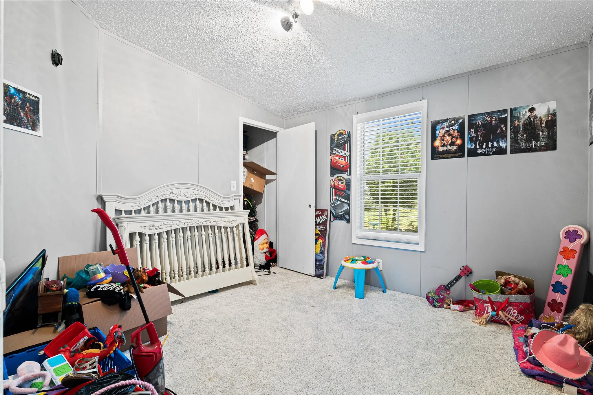 Mobile Home For Sale in Johnson County , 5909 Black Springs Lane, Joshua, Texas 76058, 4 Bedroom, 2 Bathroom, Garage spaces, 1,976 Sqft, built in 2004, Price $359,000, mls#21309479, Real Estate Agent in Joshua, Homes For Sale in Johnson county, Homes For Sale in Joshua, Realtor in Joshua Texas, Real Estate Brokerage Independent Realty Texas, Luminita Cordes Realtor